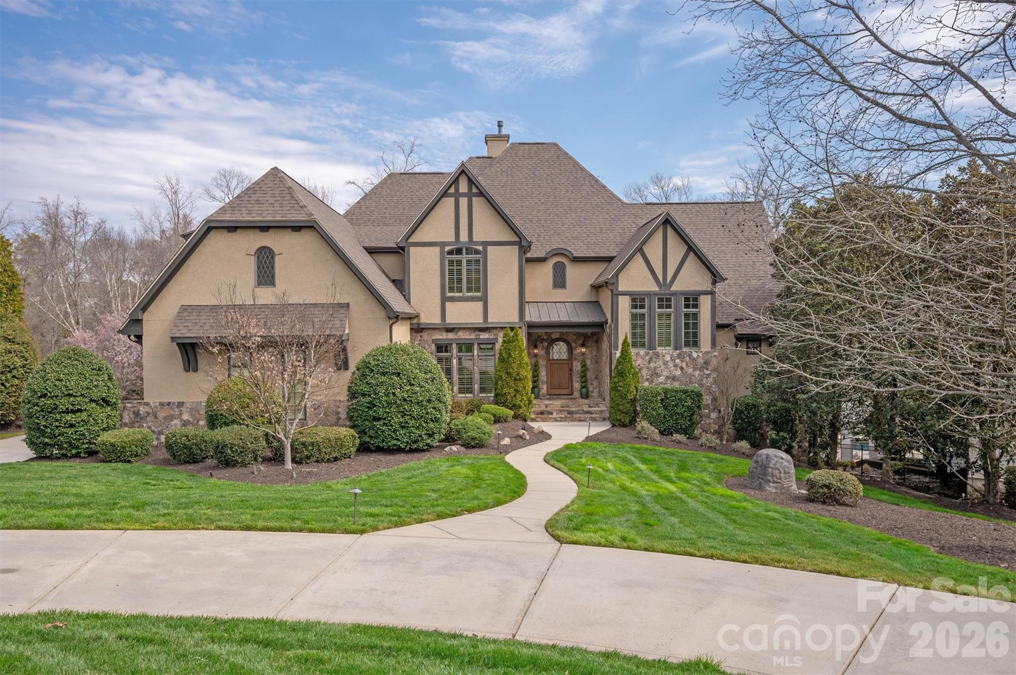 1915 Smarty Jones Drive