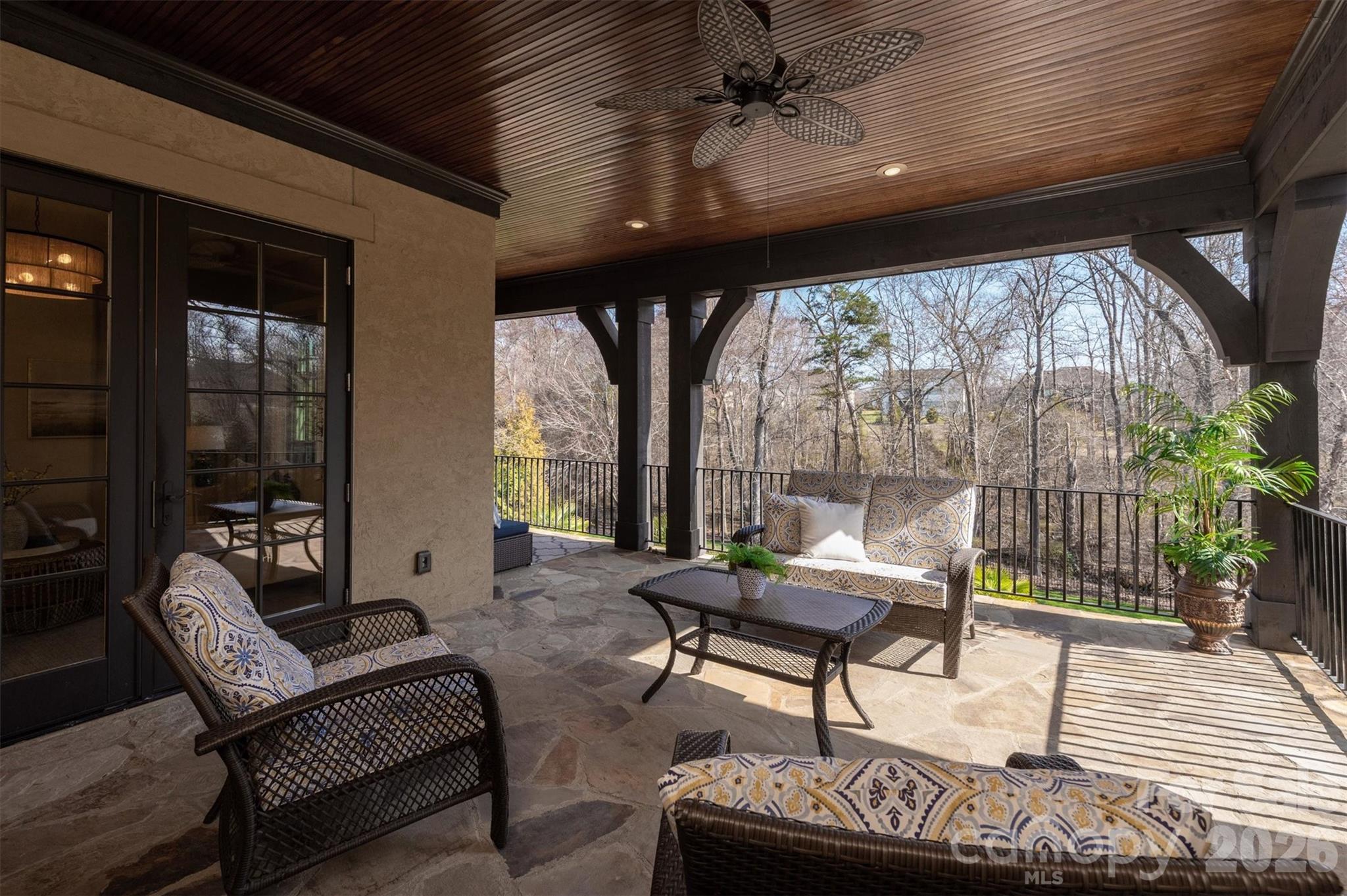 1915 Smarty Jones Drive