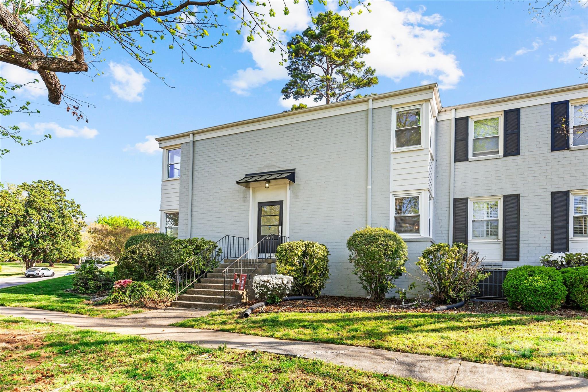 220 Wakefield Drive