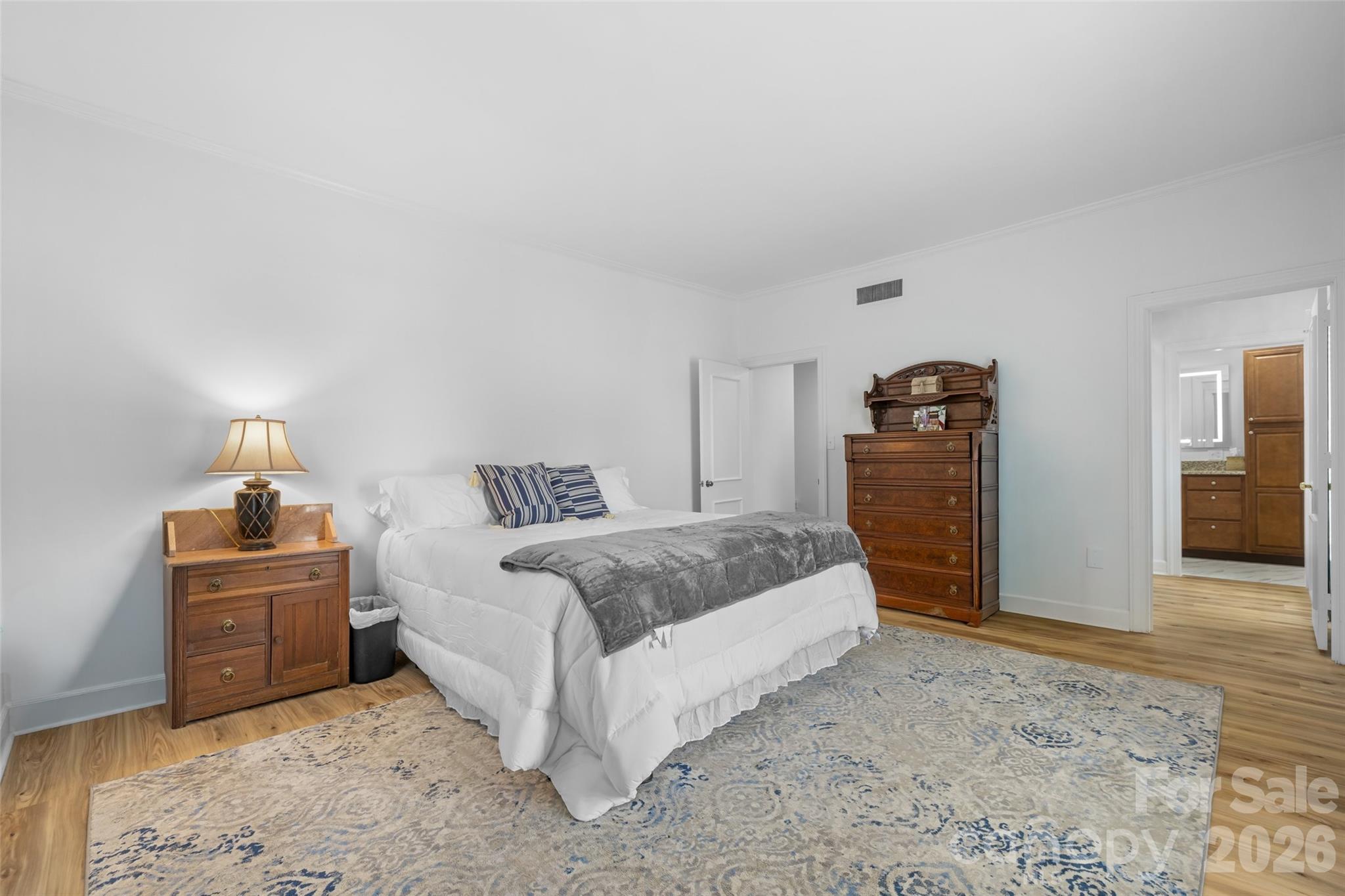 300 N Fulton Street Unit: 24