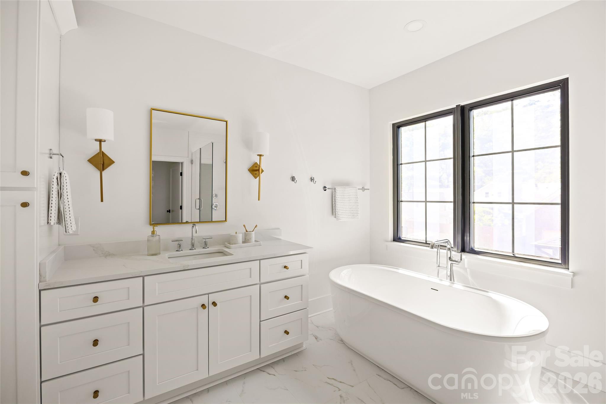 2005 Chatham Avenue