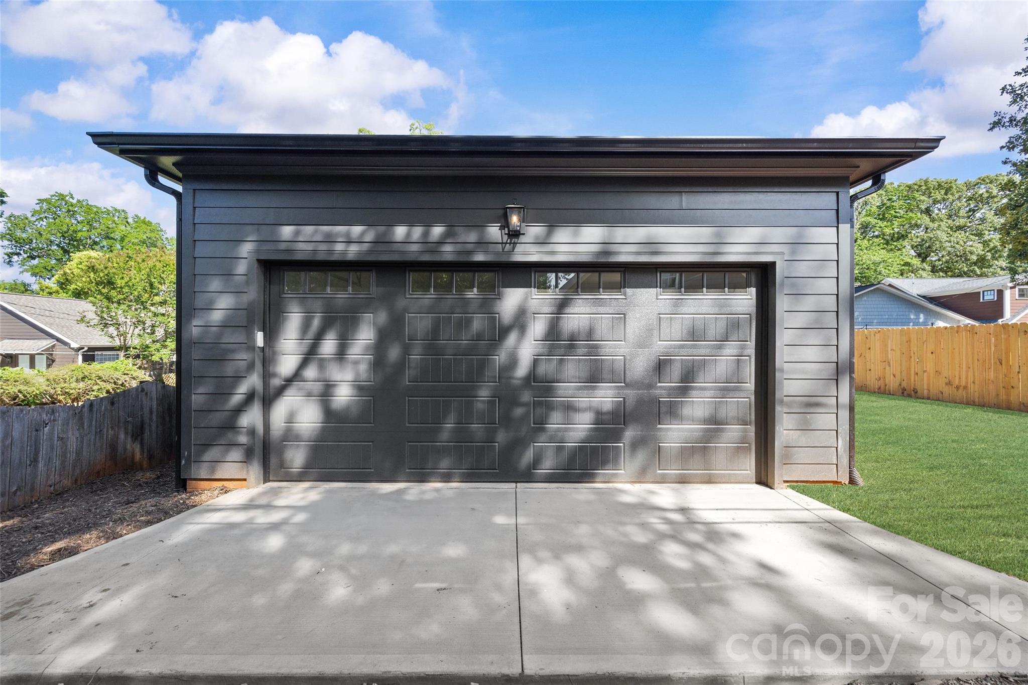 2005 Chatham Avenue