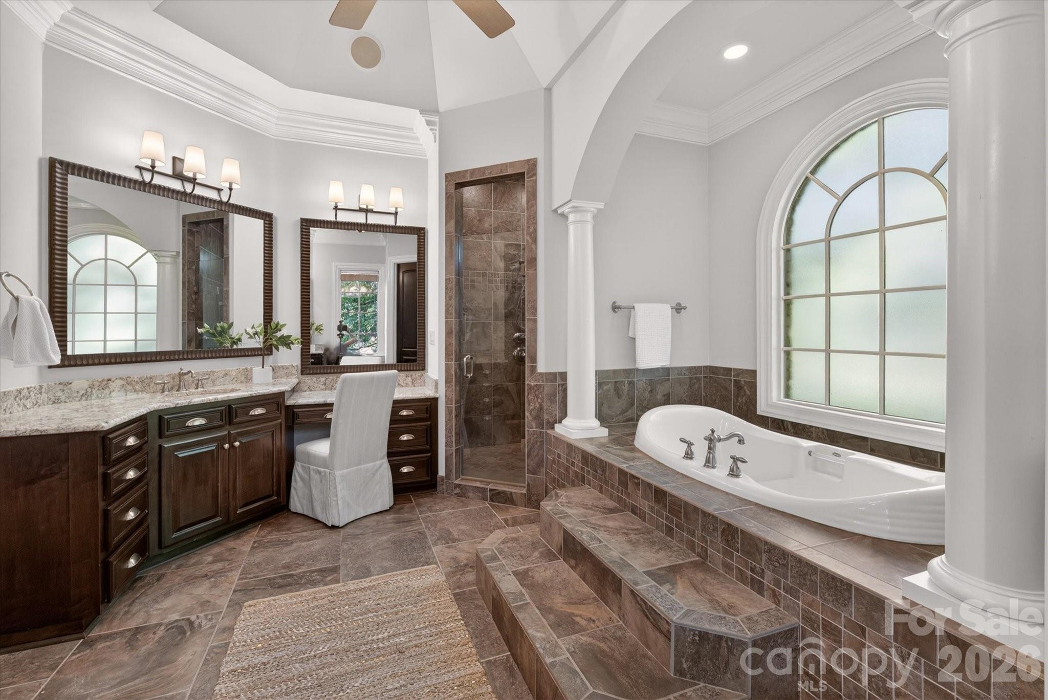1629 Lookout Circle