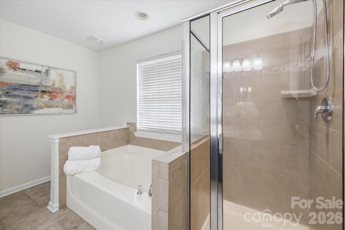 2327 Whitford Lane
