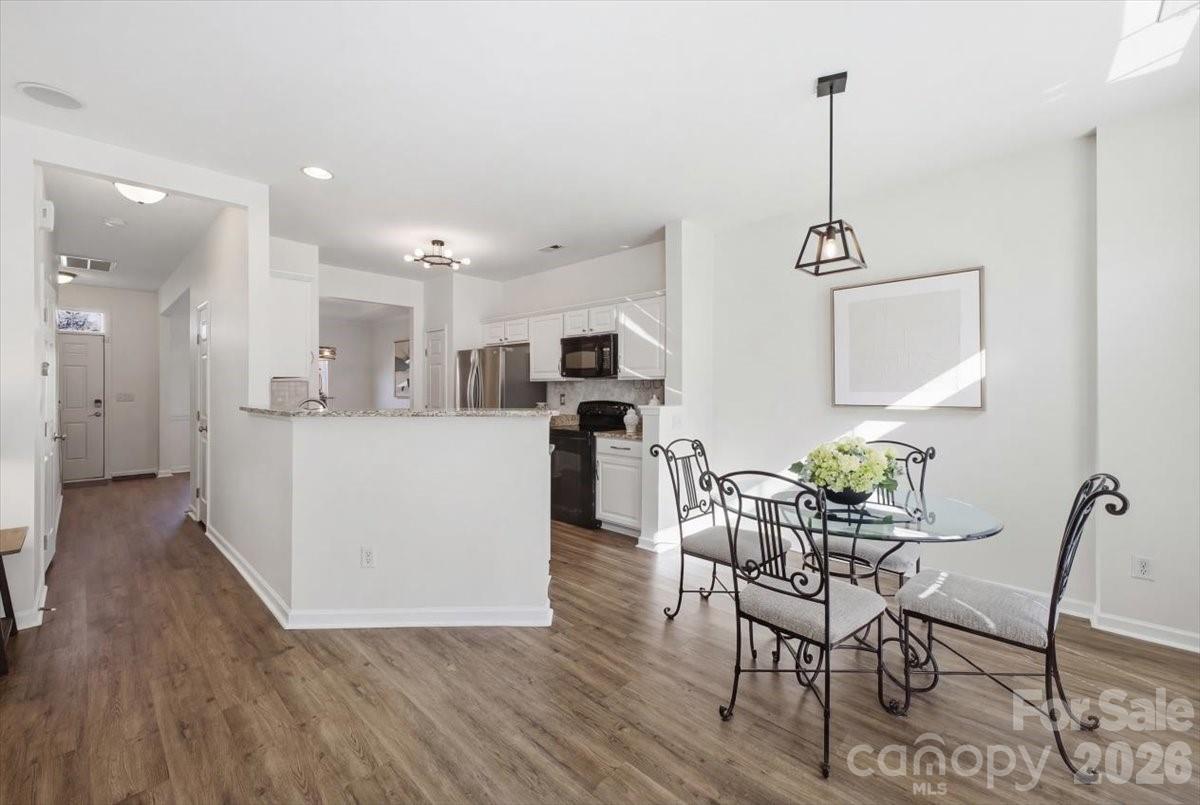 2327 Whitford Lane