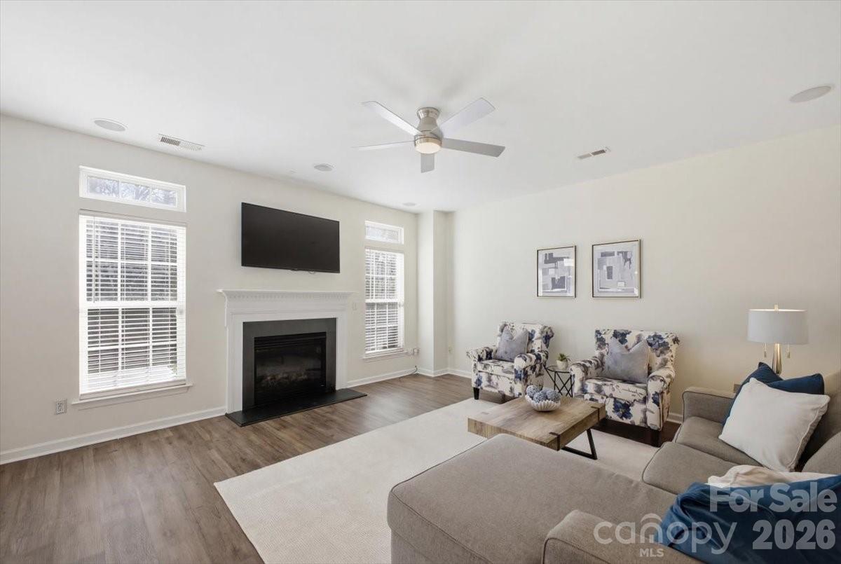 2327 Whitford Lane