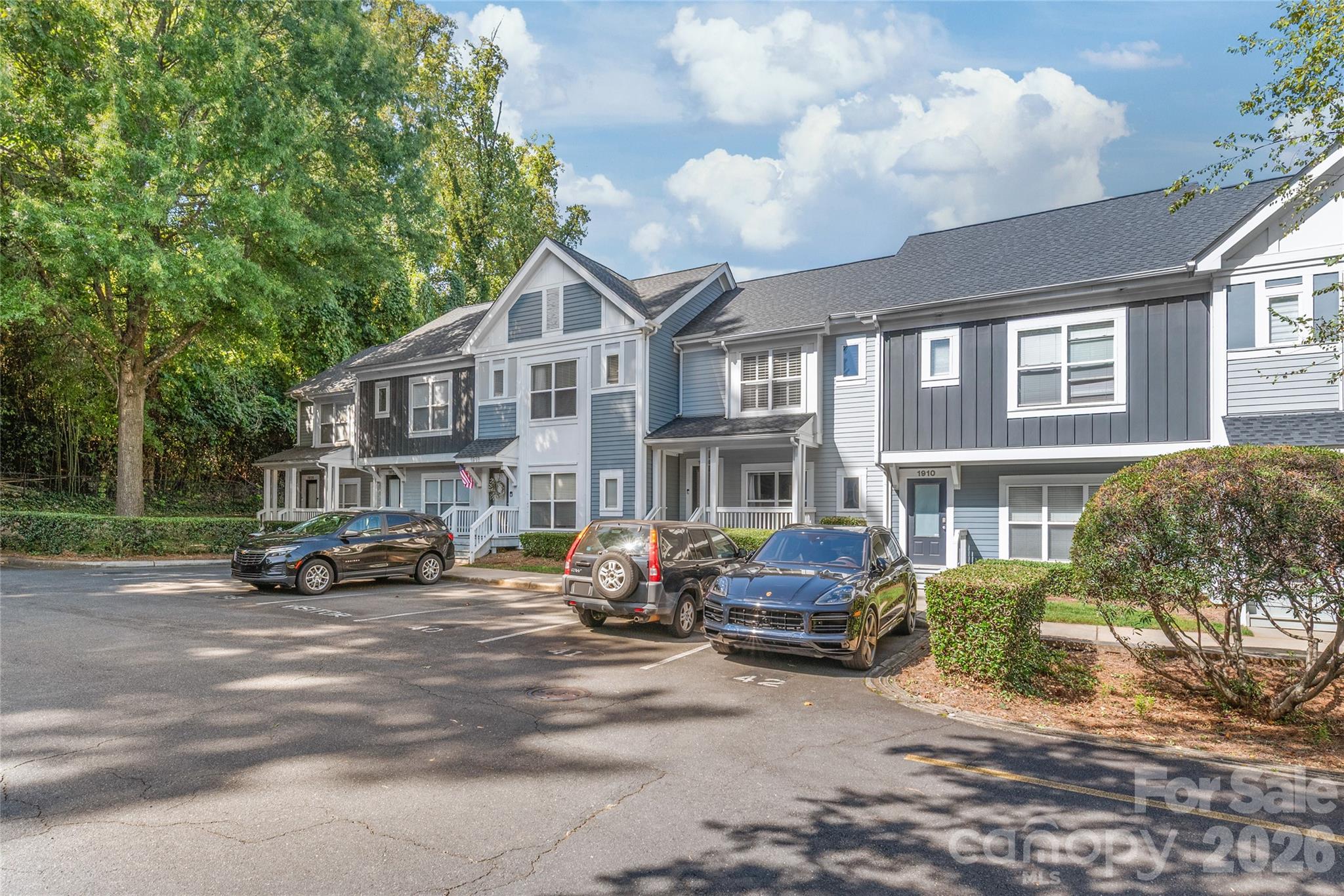 1914 Wilmore Walk Drive