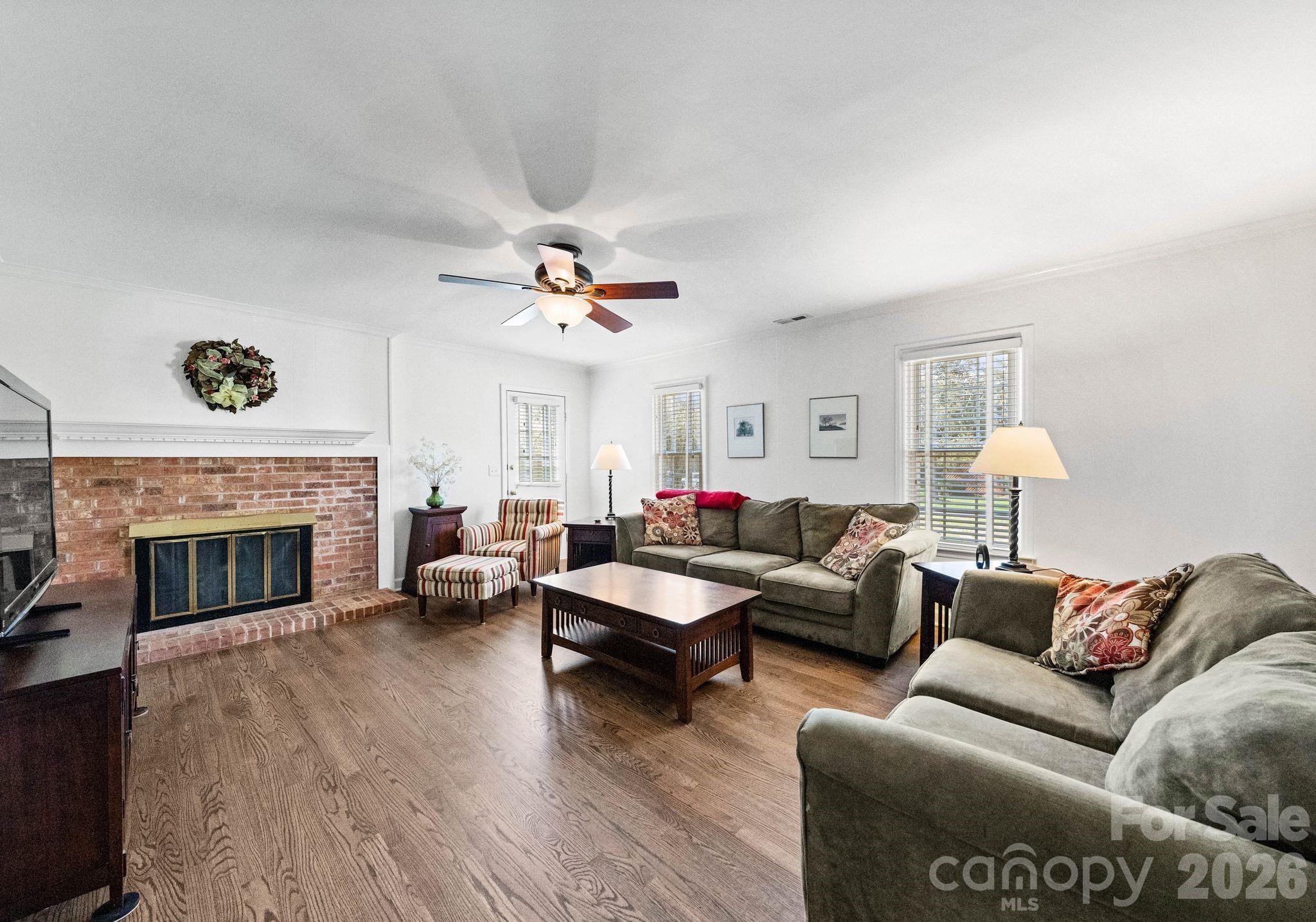 5221 Summer Gate Drive