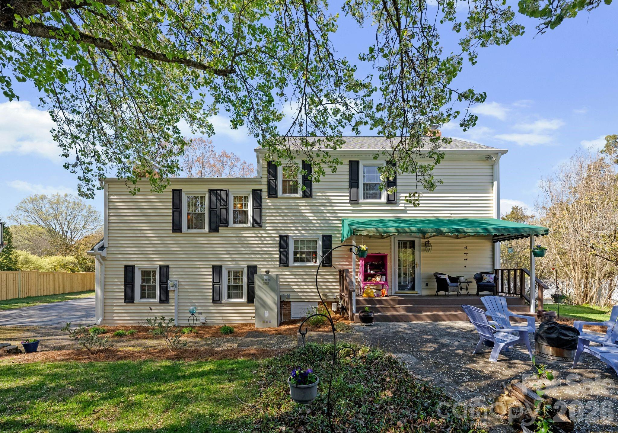 5221 Summer Gate Drive