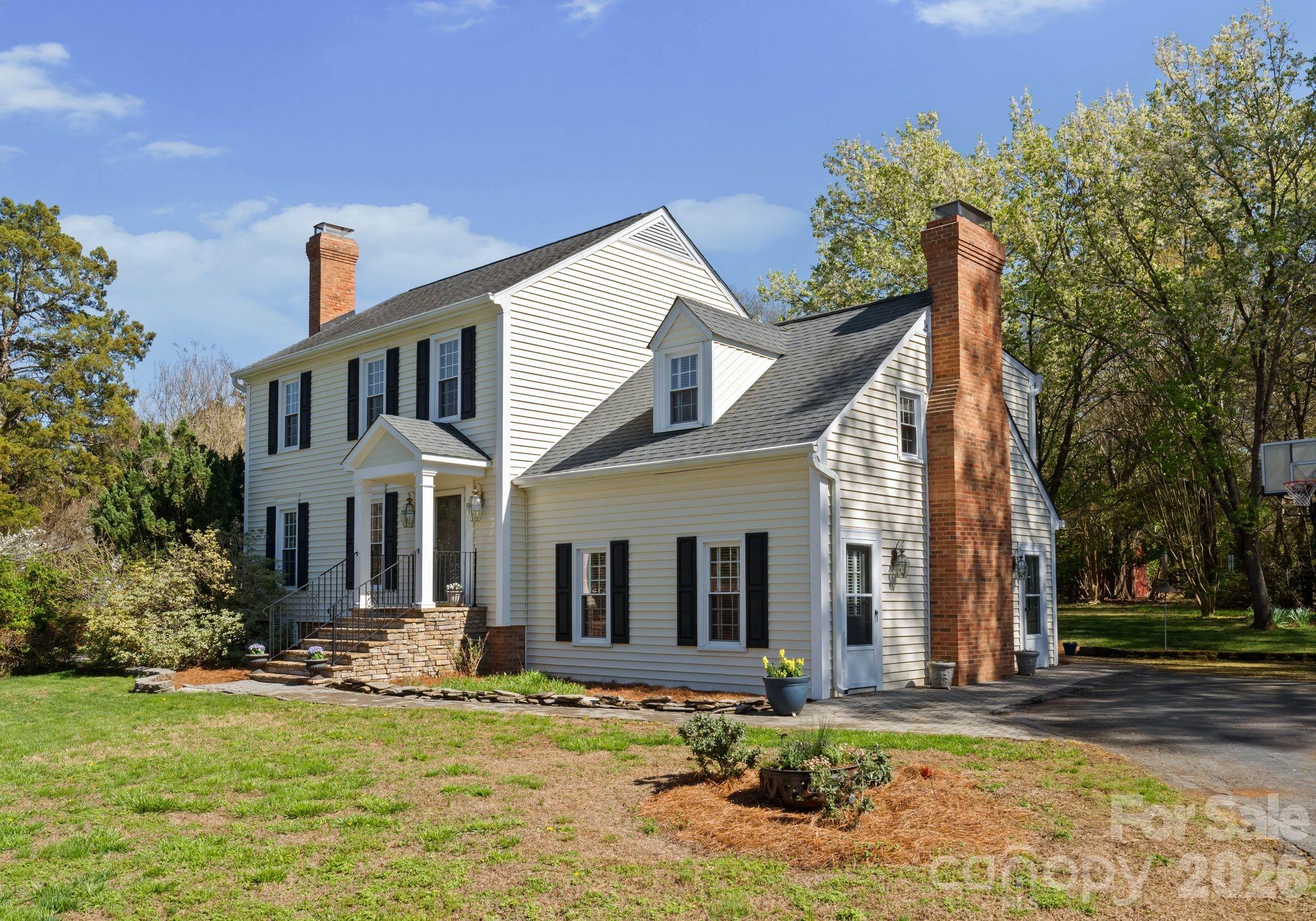 5221 Summer Gate Drive
