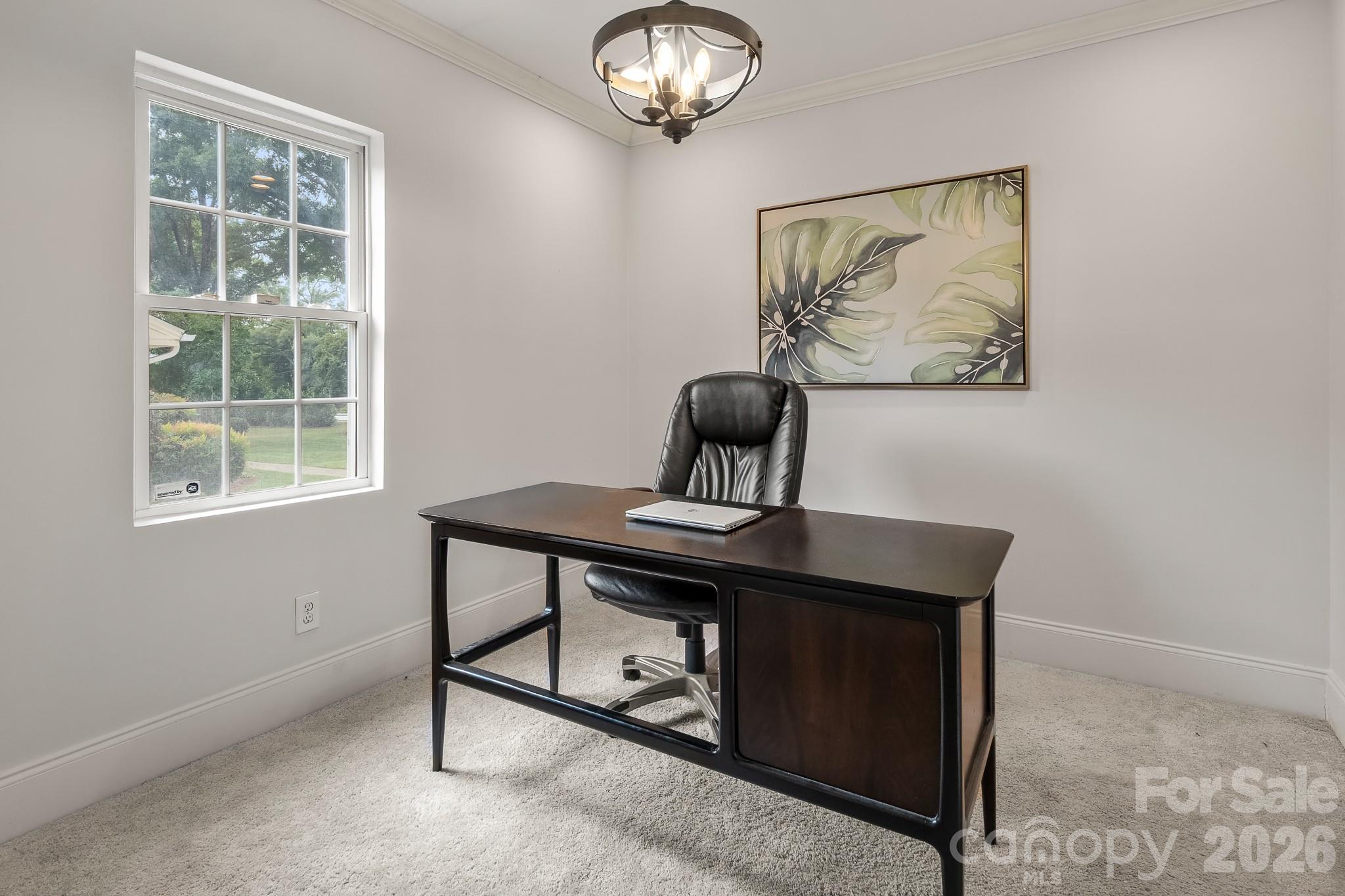 1121 S Wendover Road