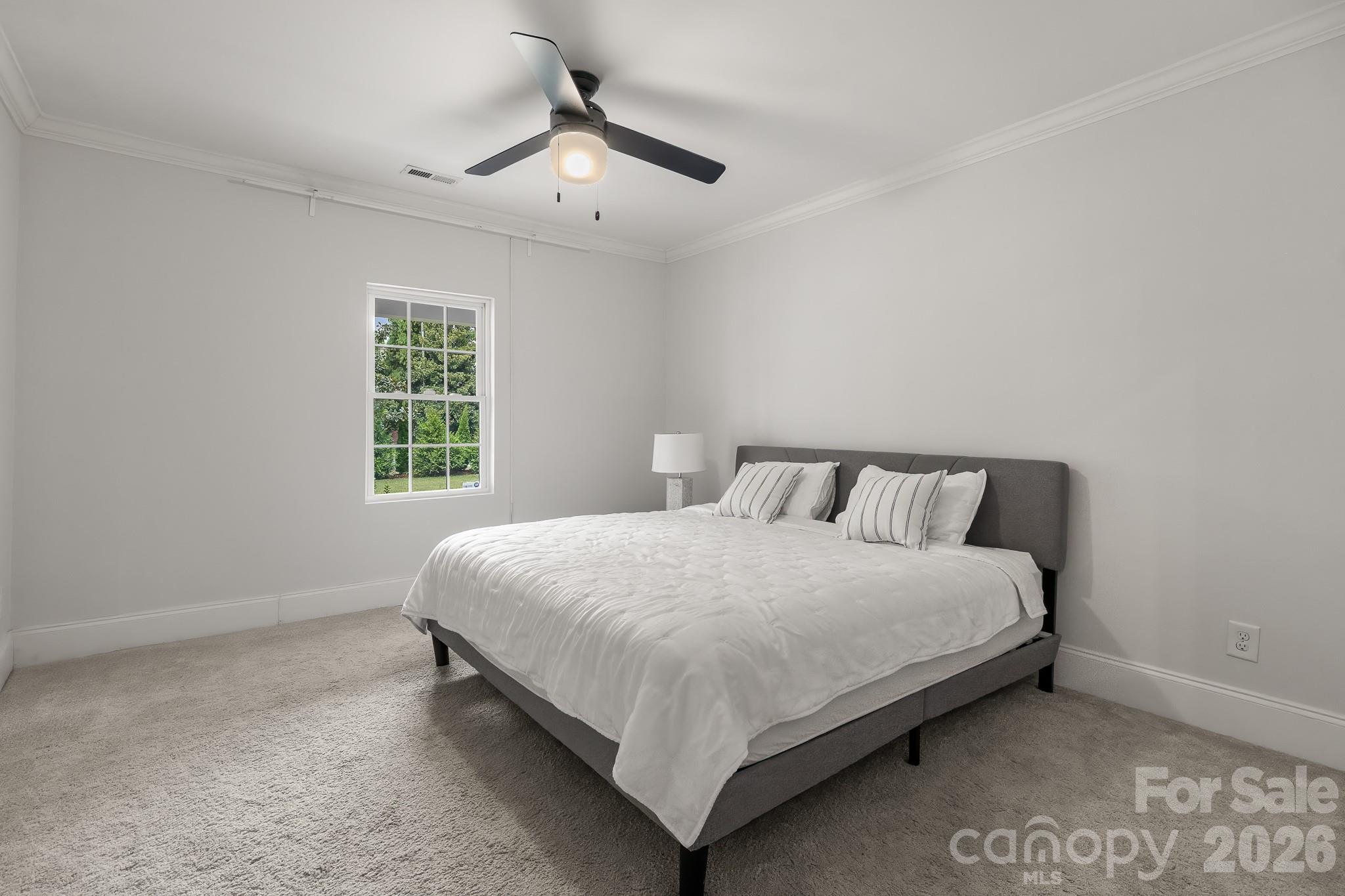 1121 S Wendover Road