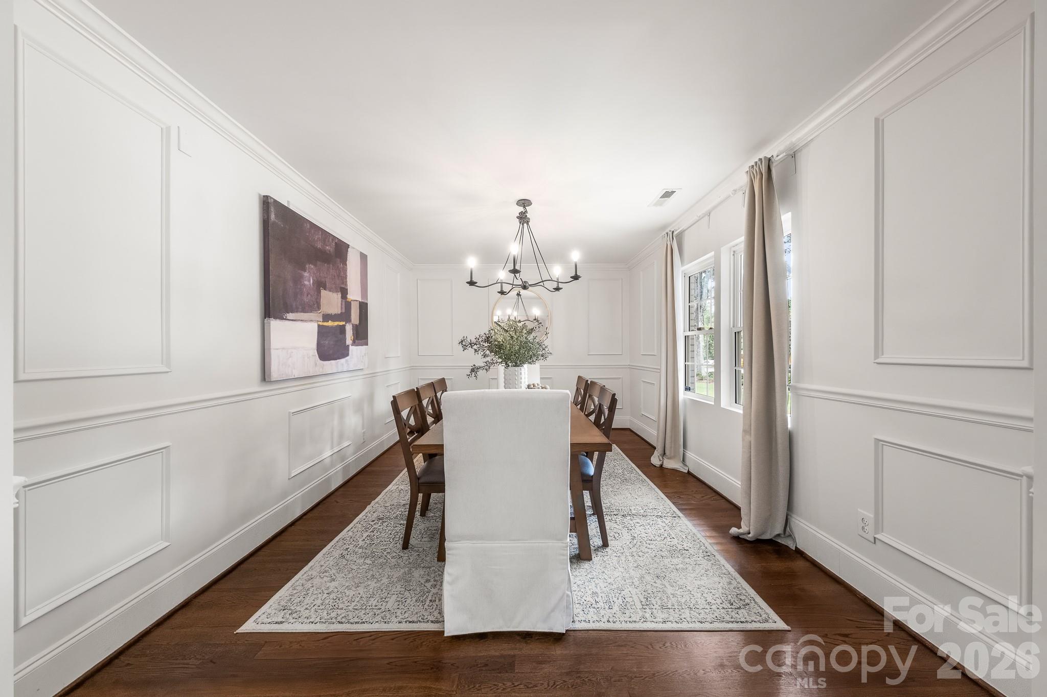 1121 S Wendover Road