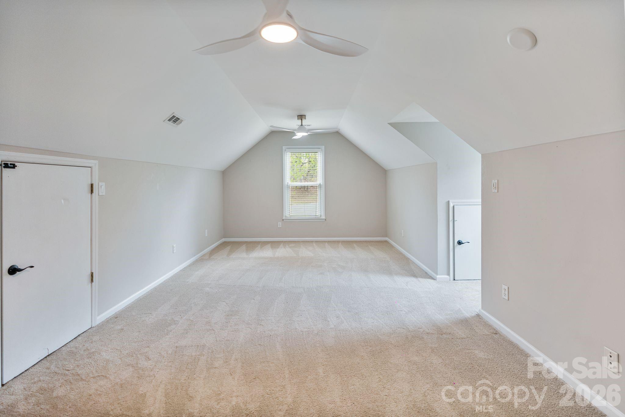 5800 Paper Whites Place