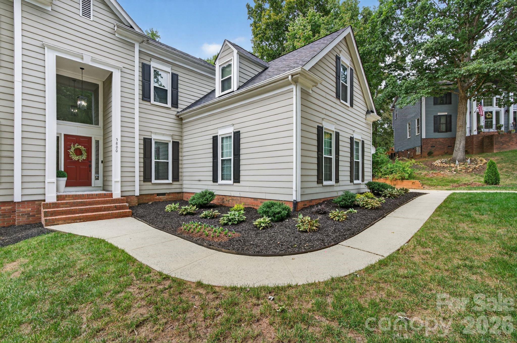 5800 Paper Whites Place