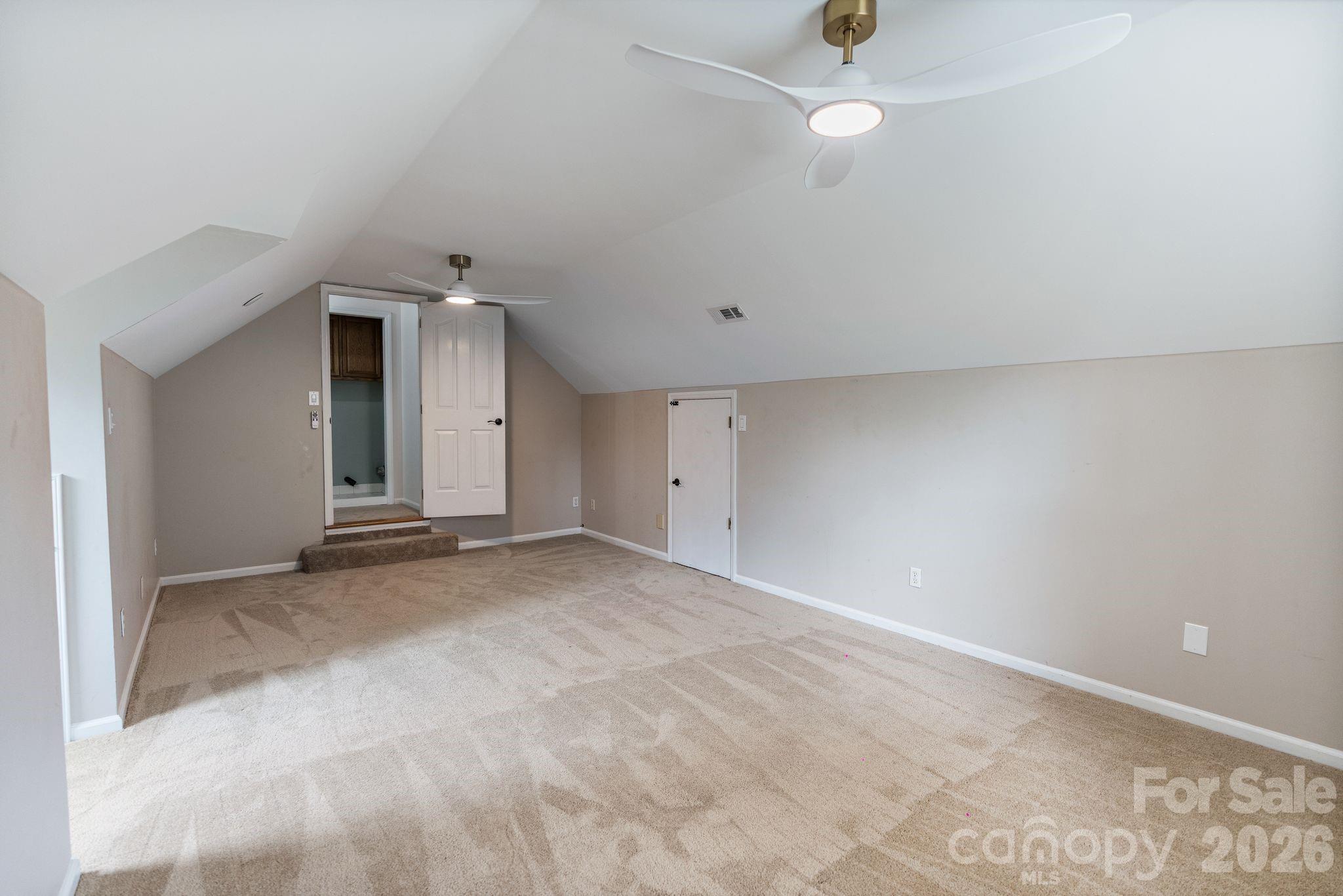 5800 Paper Whites Place