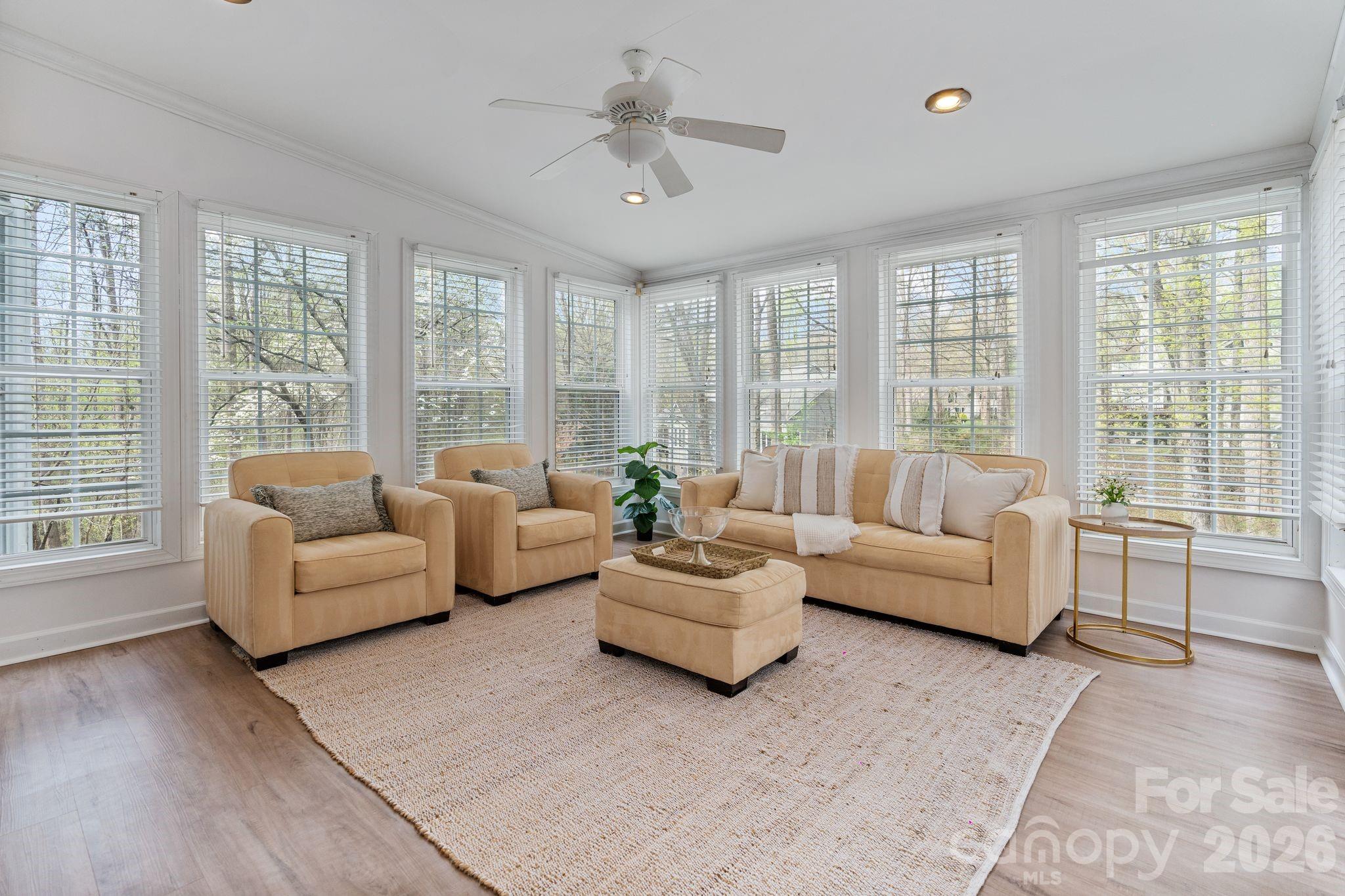 5800 Paper Whites Place