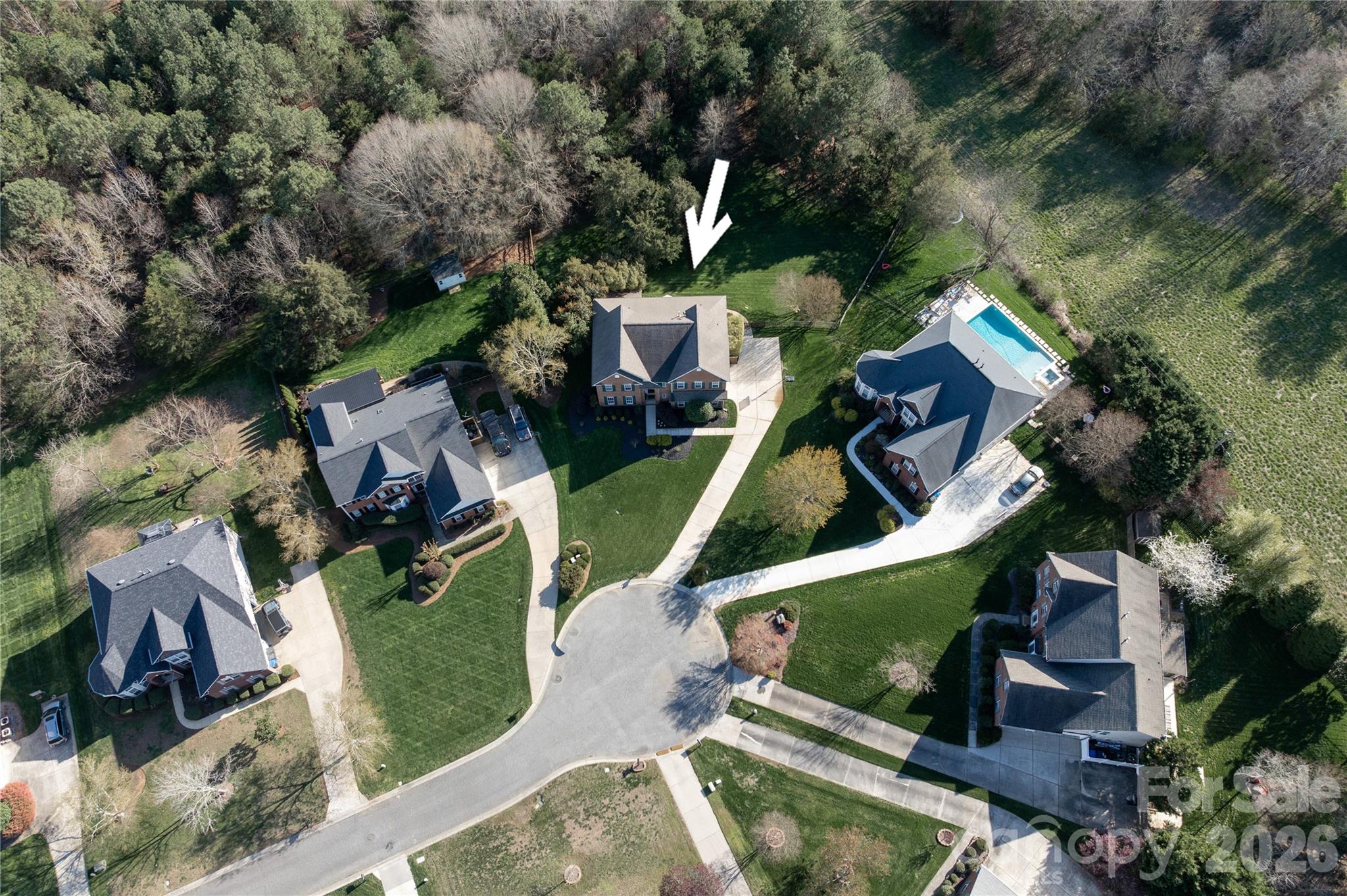 902 Applegate Parkway