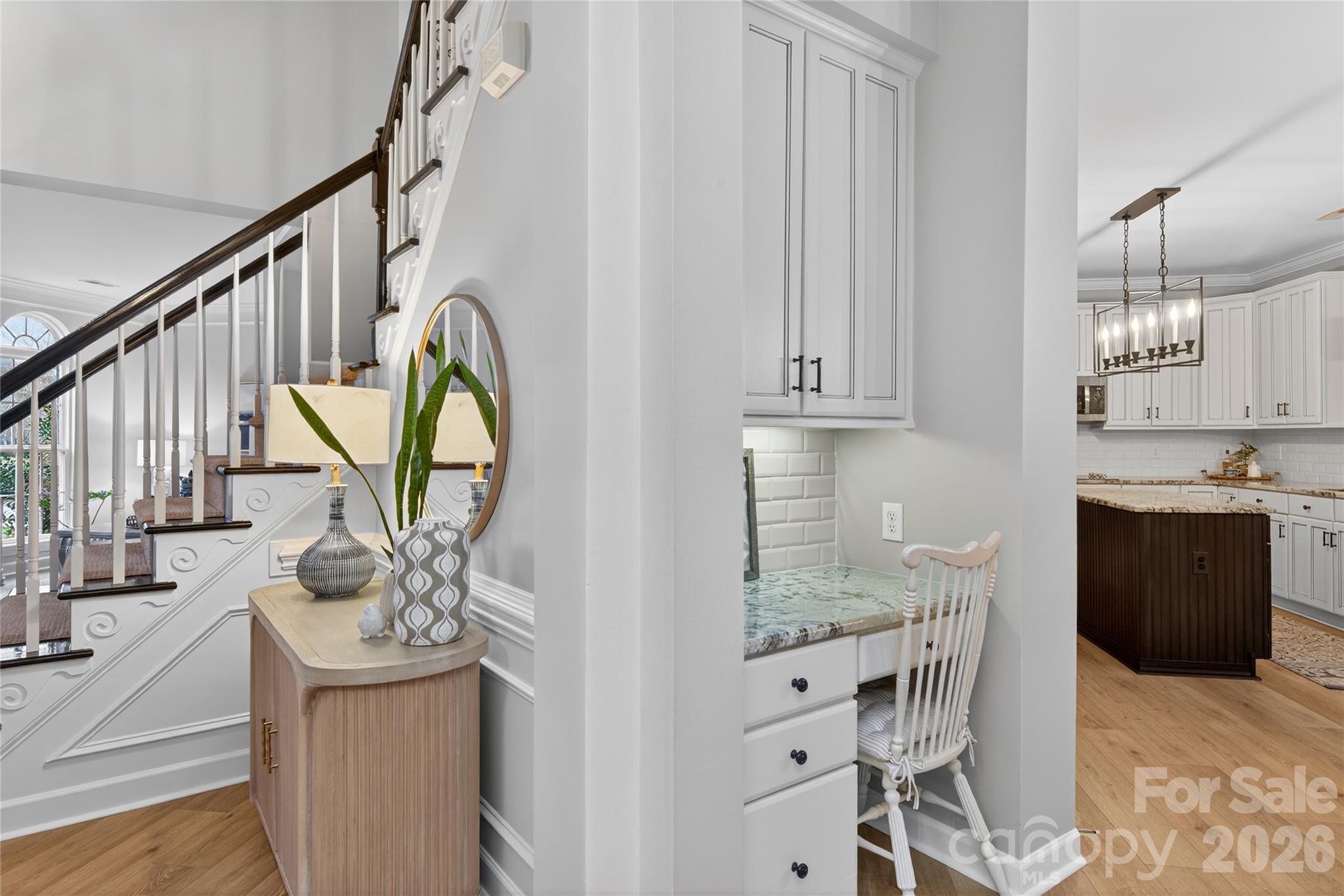 902 Applegate Parkway