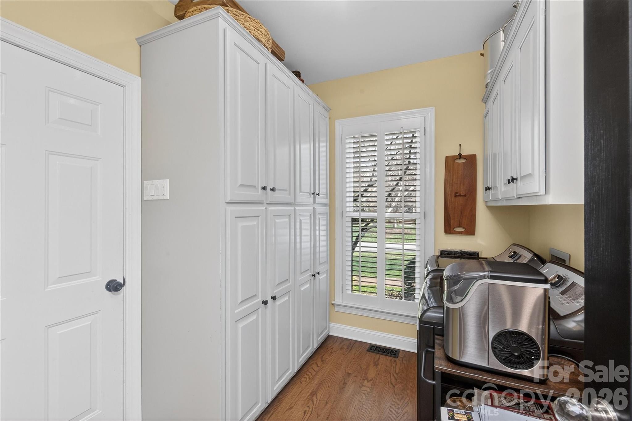 5300 Beritstrasse Court