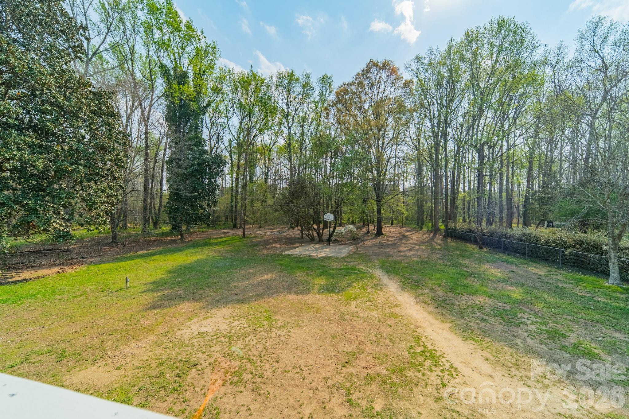 2023 Briarwood Circle