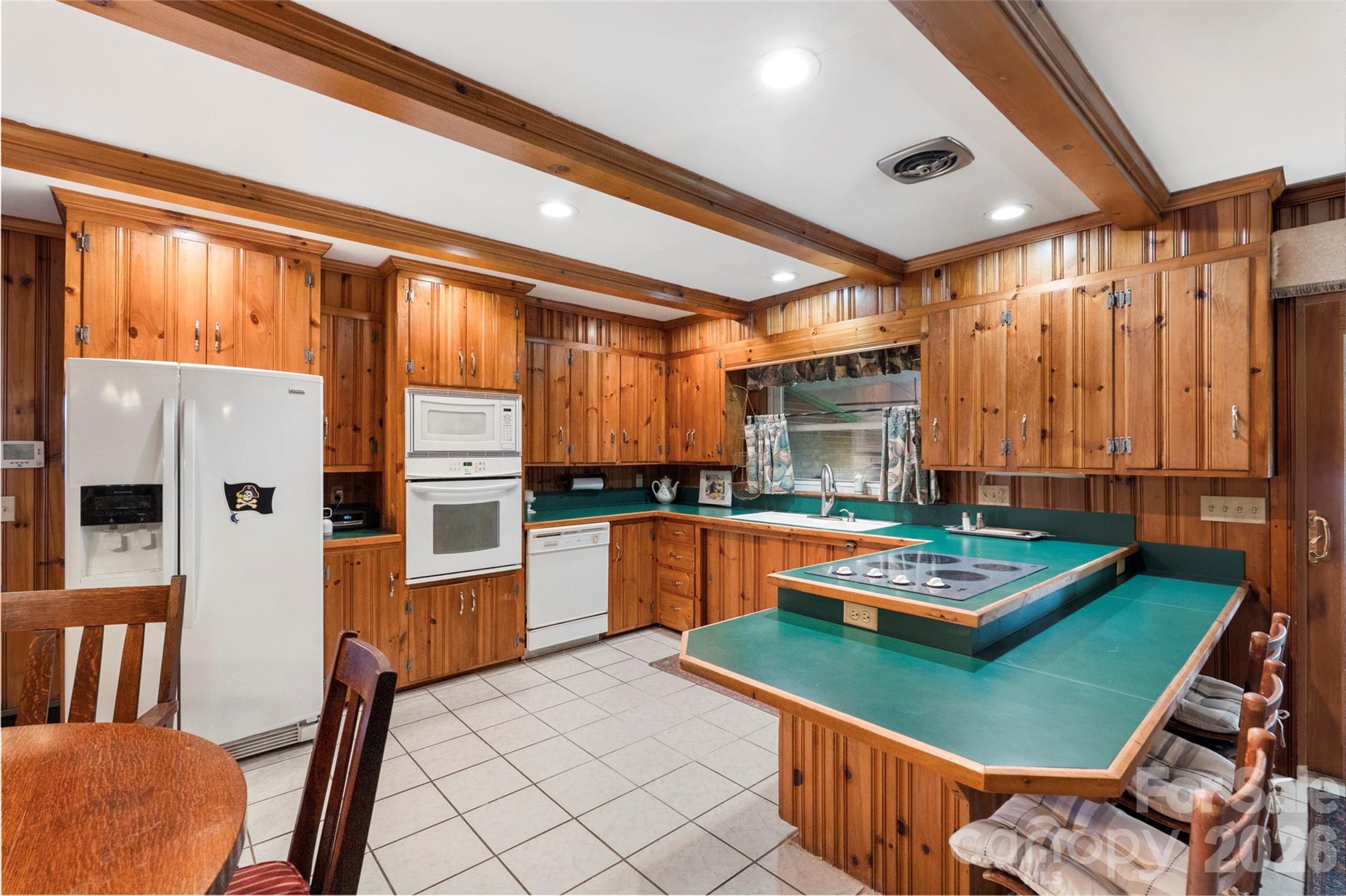 2108 S Cannon Boulevard