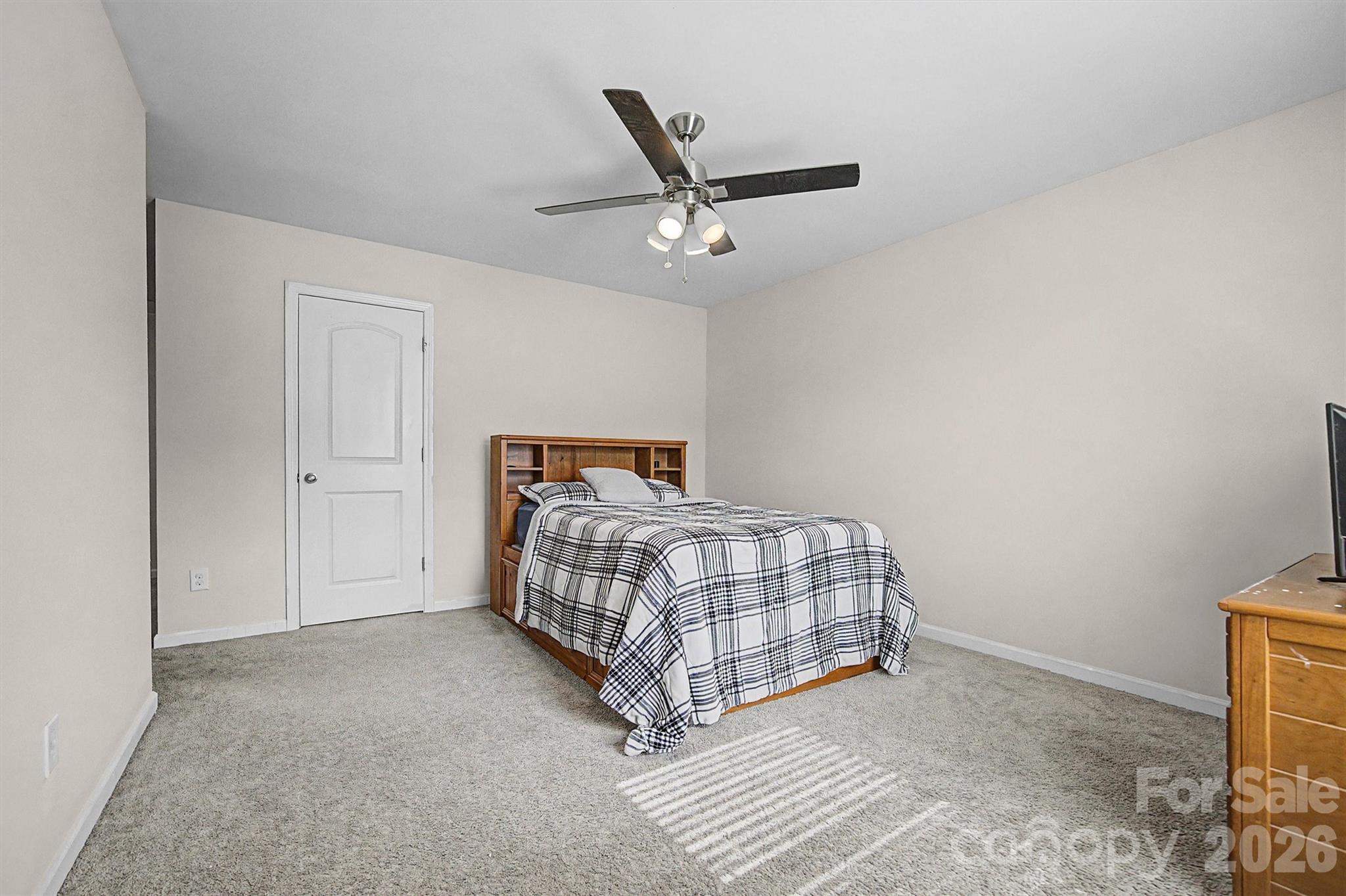 15234 Red Canoe Way