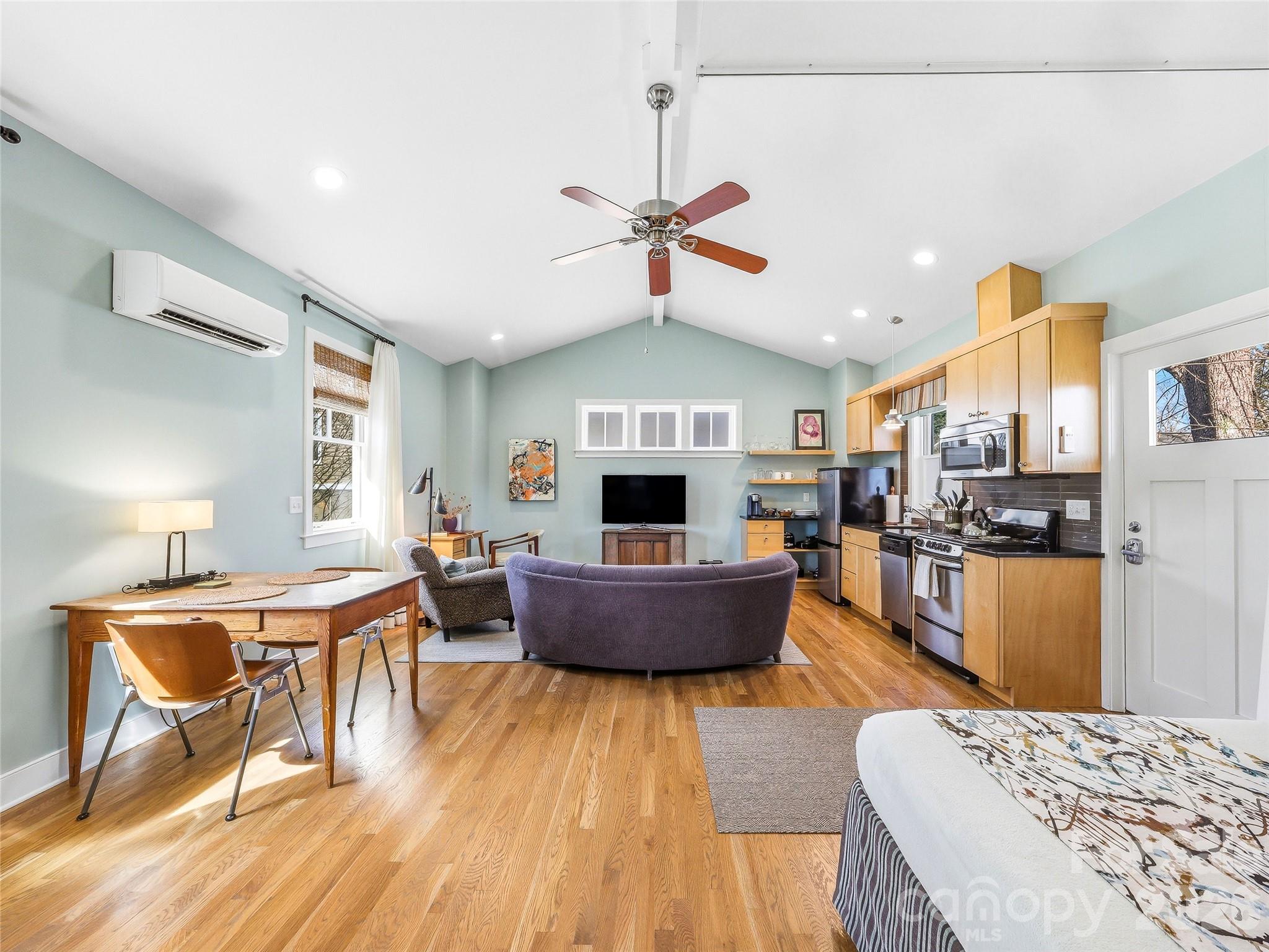 41 Cumberland Circle