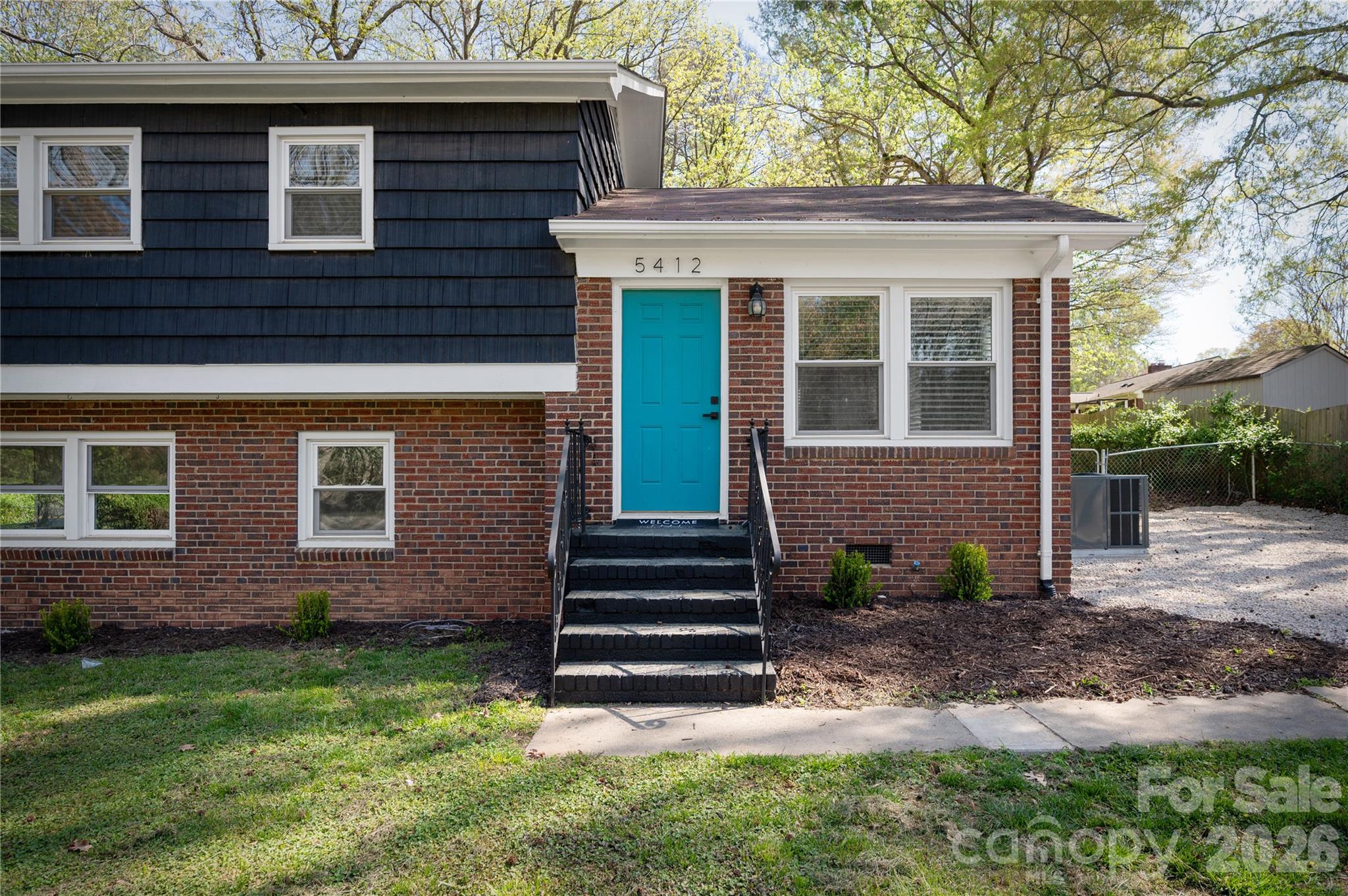 5412 Milhaven Lane