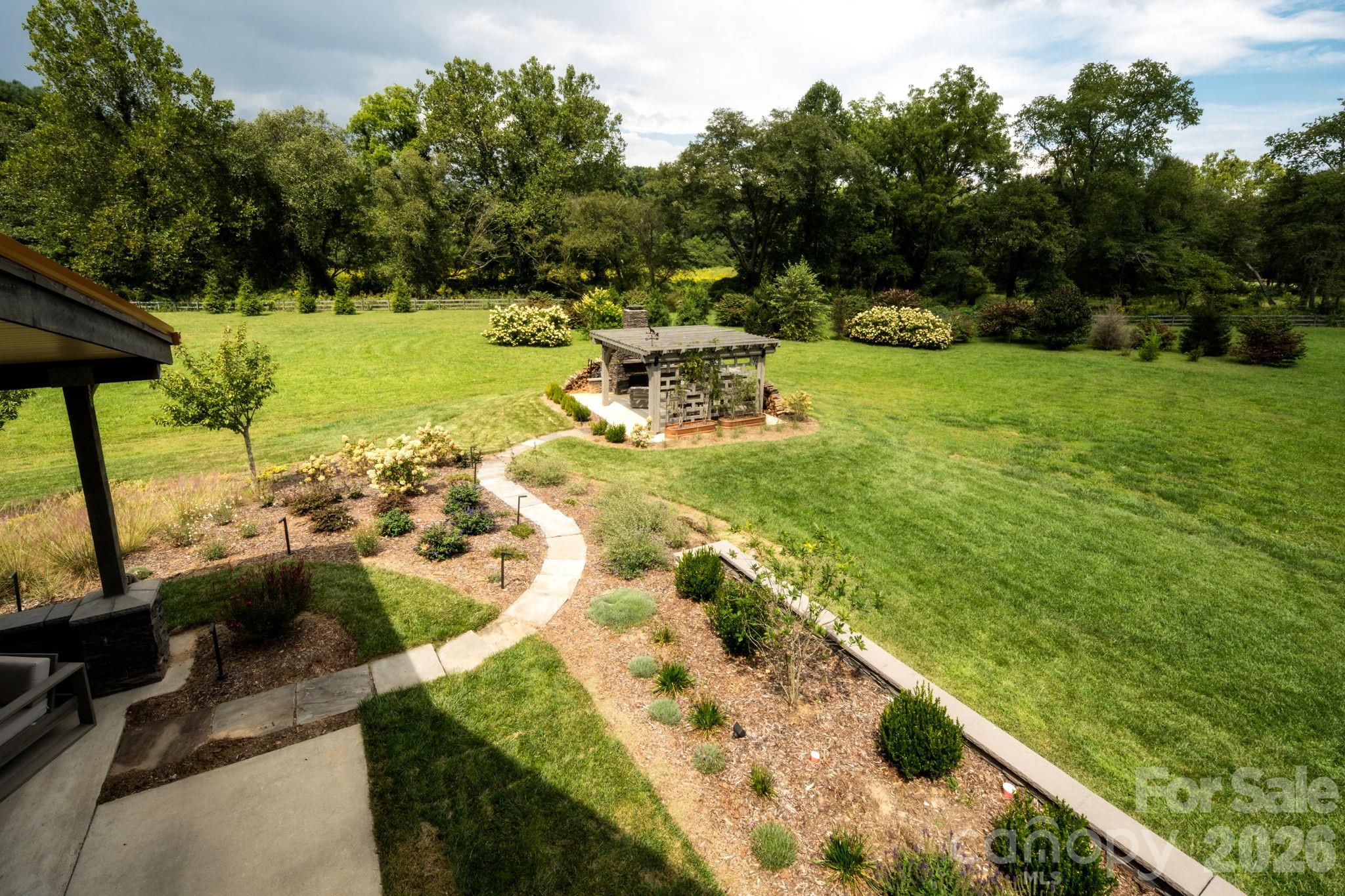 20 Waterford Lakes Drive