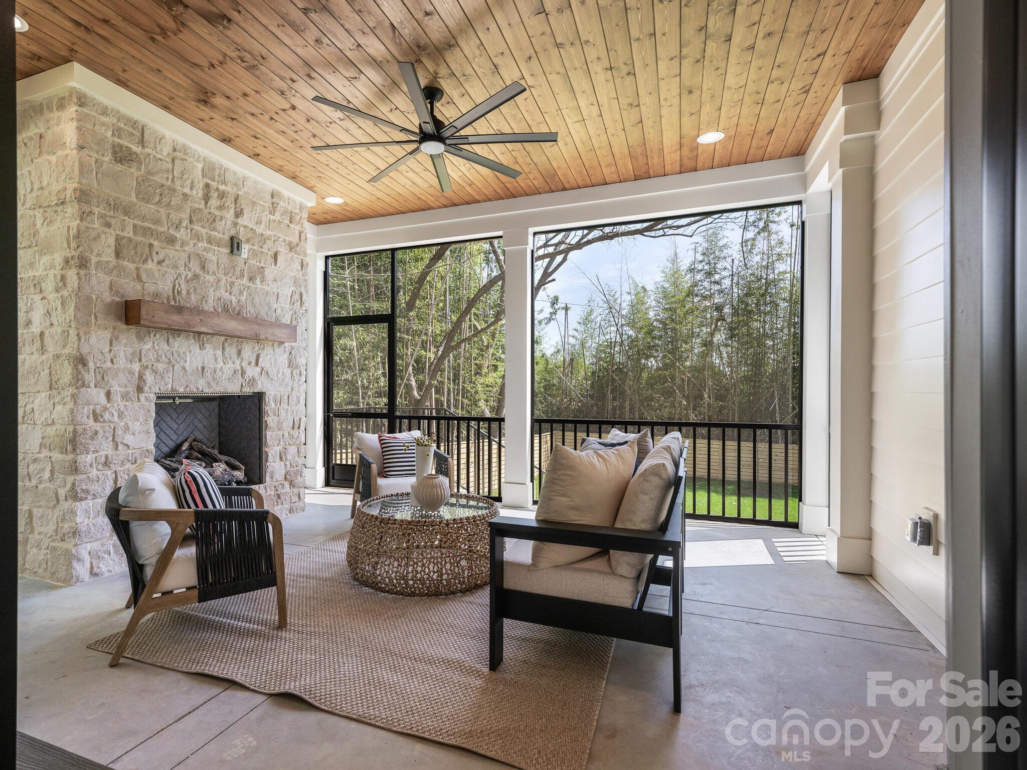 1326 Richland Drive