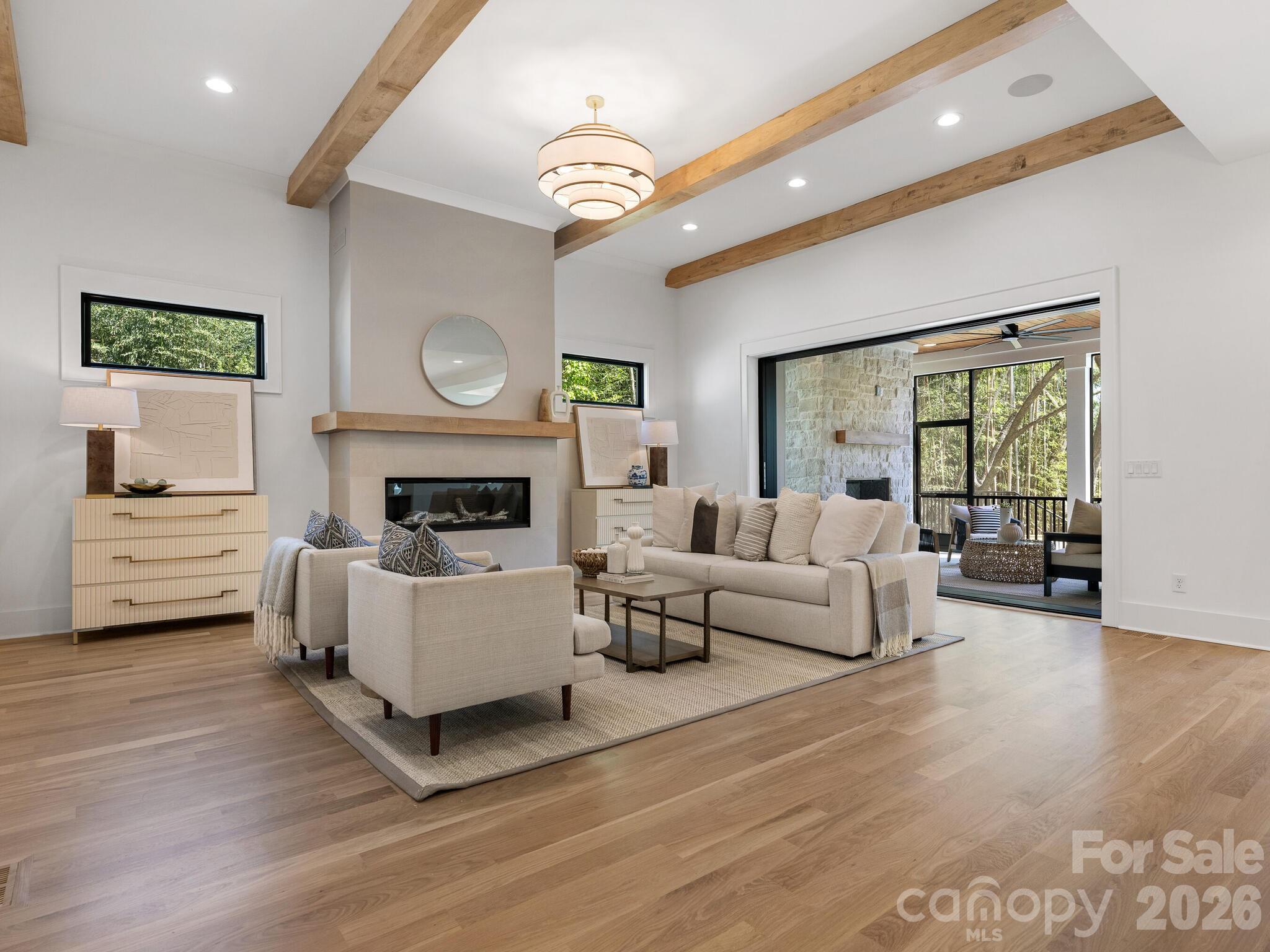 1326 Richland Drive