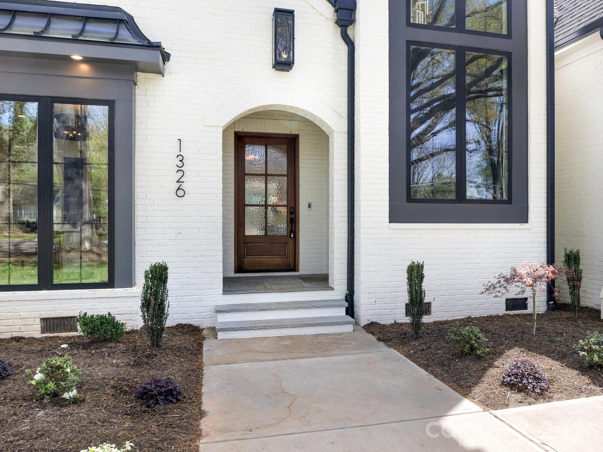 1326 Richland Drive