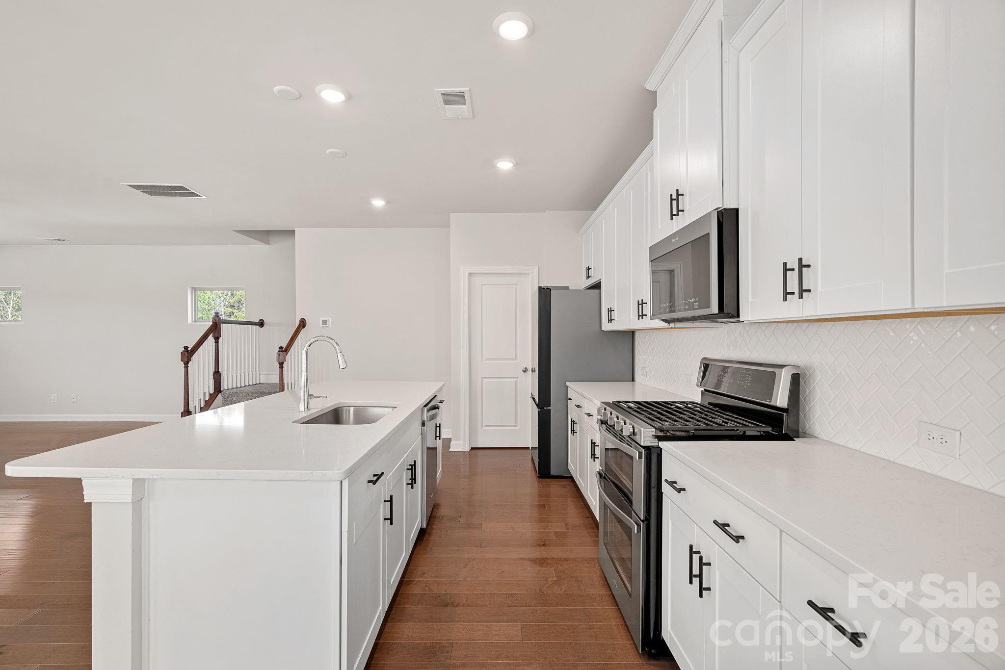 11935 Red Leaf Drive