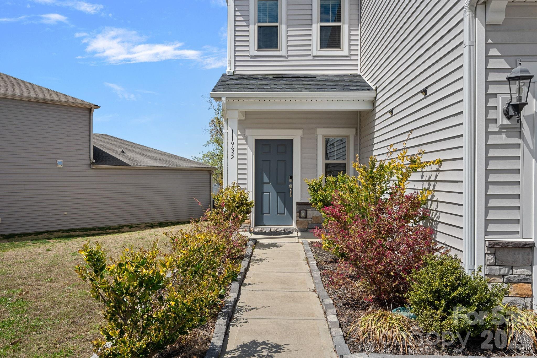 11935 Red Leaf Drive