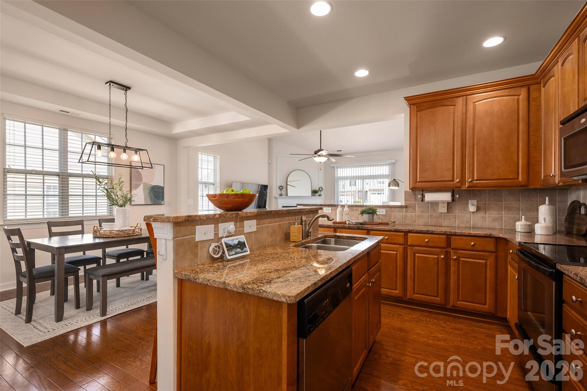 11021 Lucky Horseshoe Lane