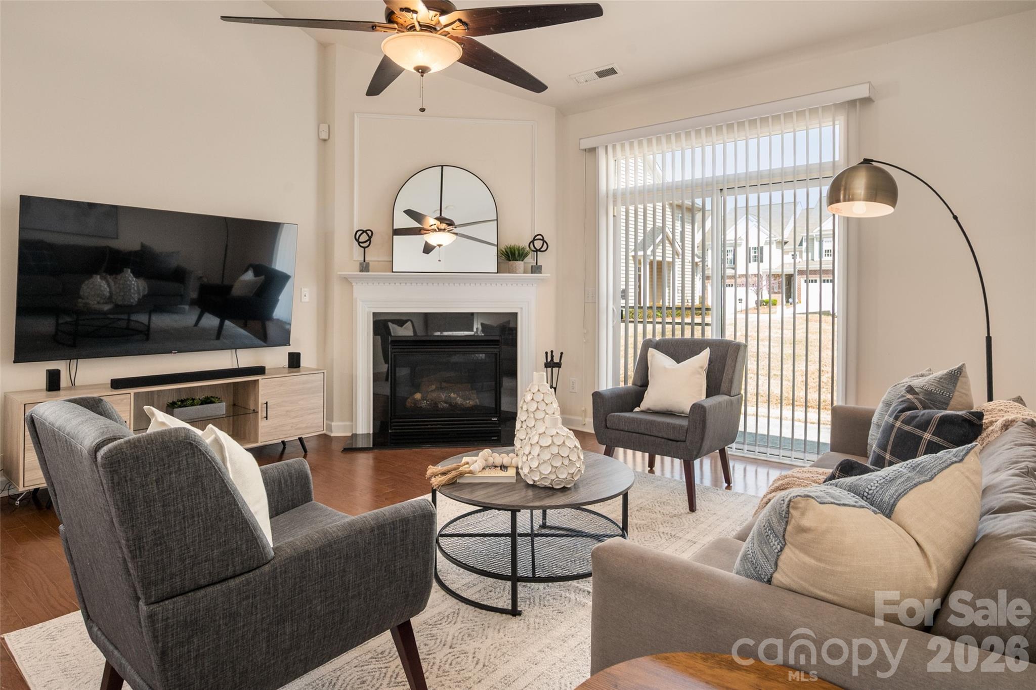 11021 Lucky Horseshoe Lane