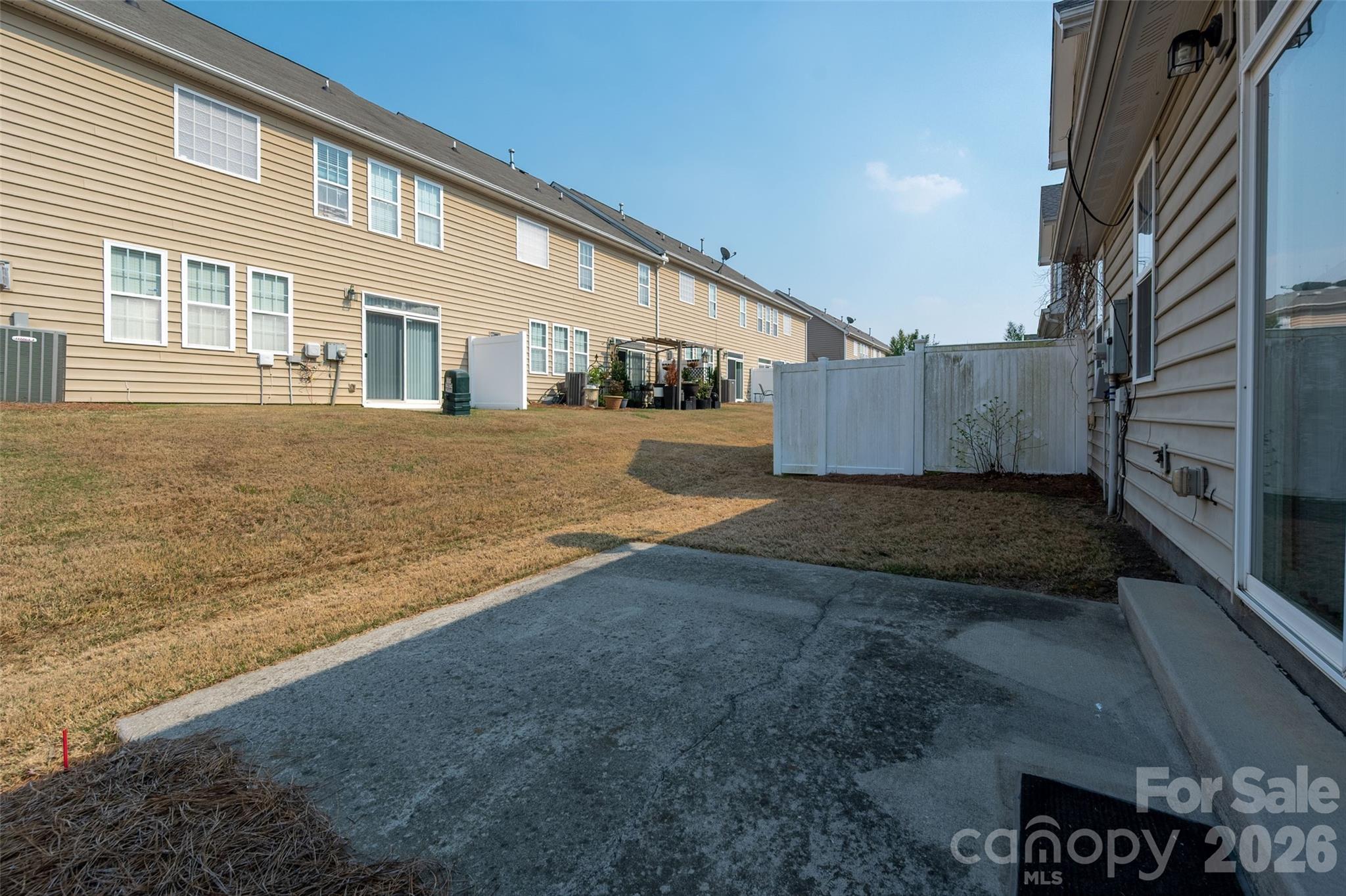 11021 Lucky Horseshoe Lane