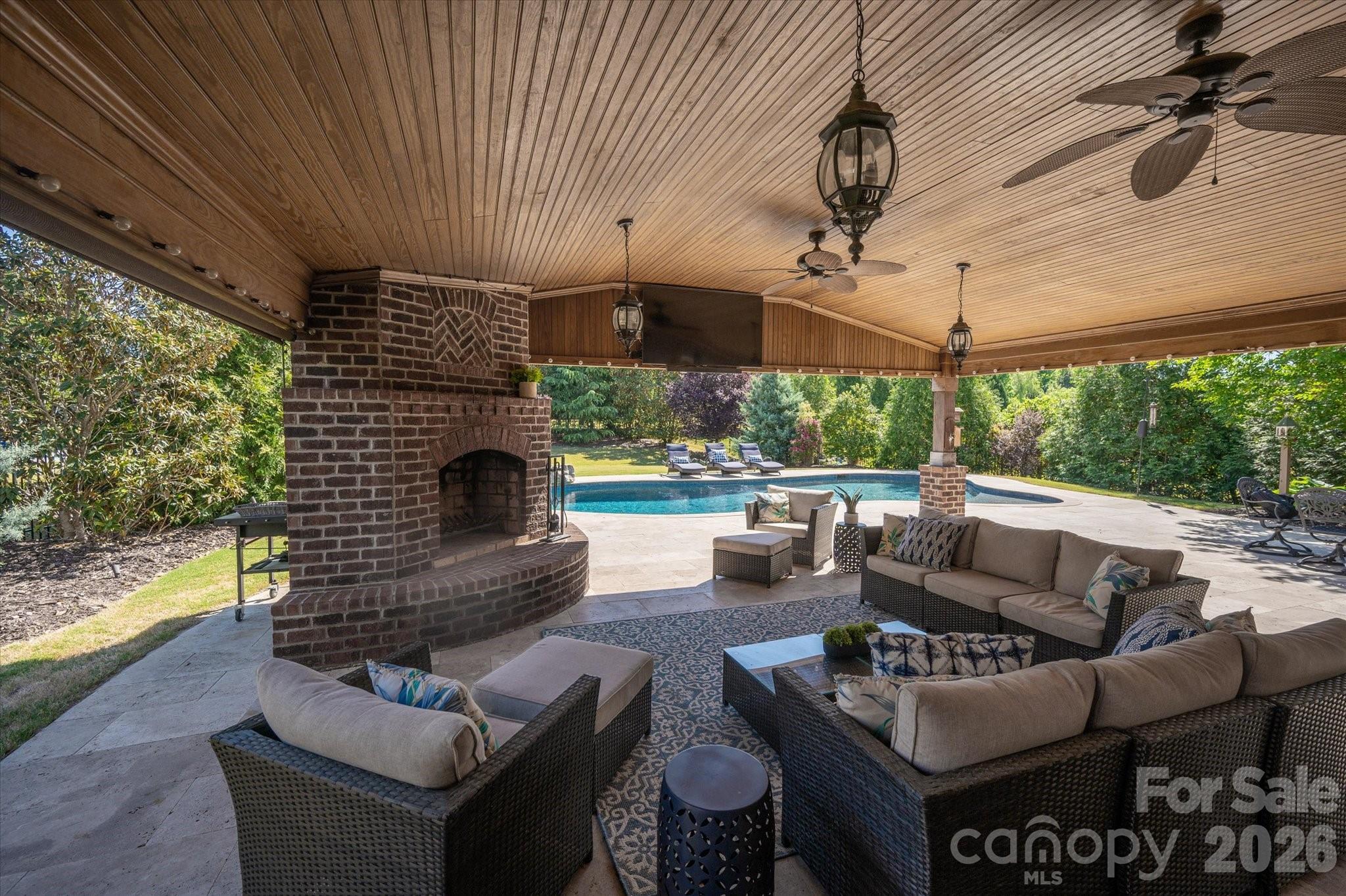 10405 Waxhaw Manor Drive