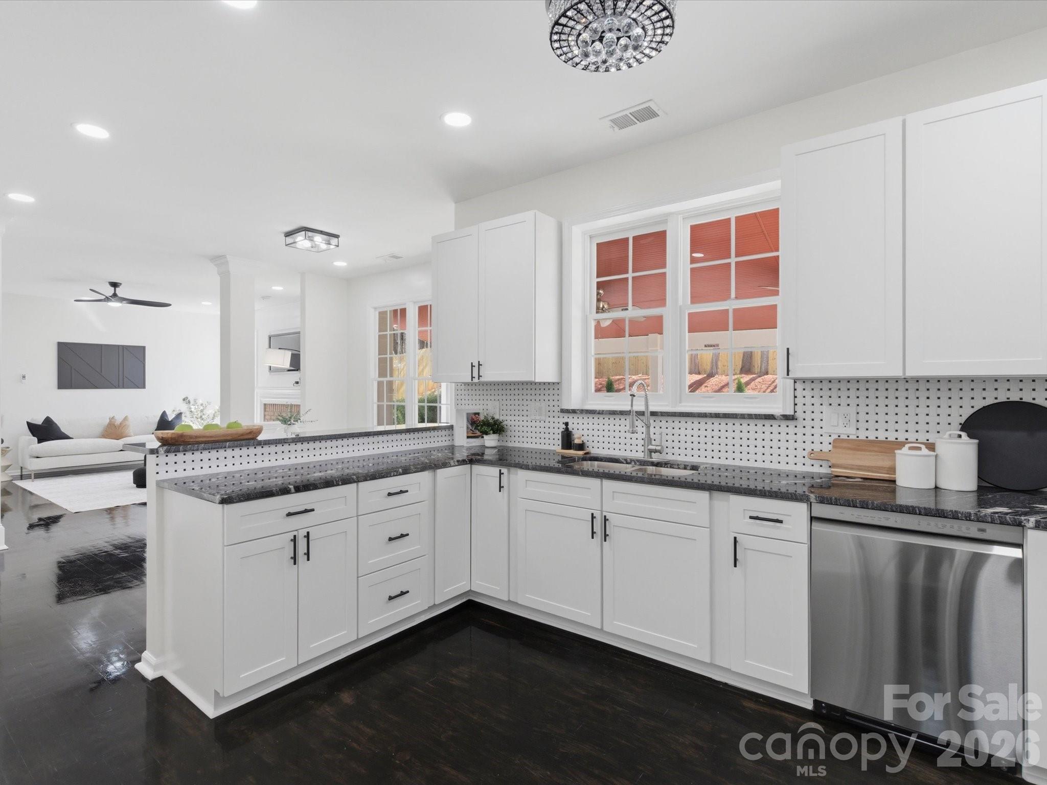 7702 Harrington Woods Road