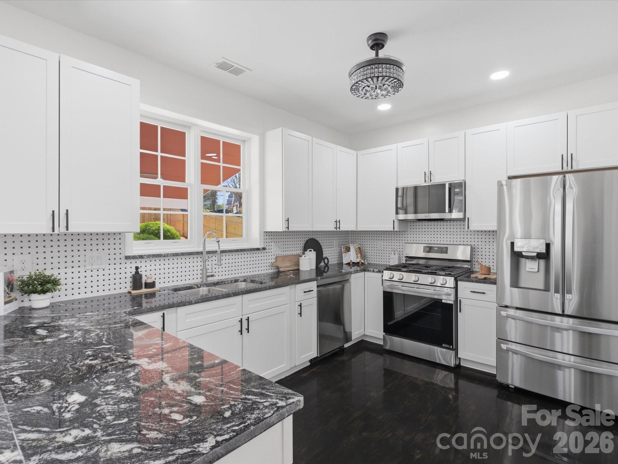 7702 Harrington Woods Road