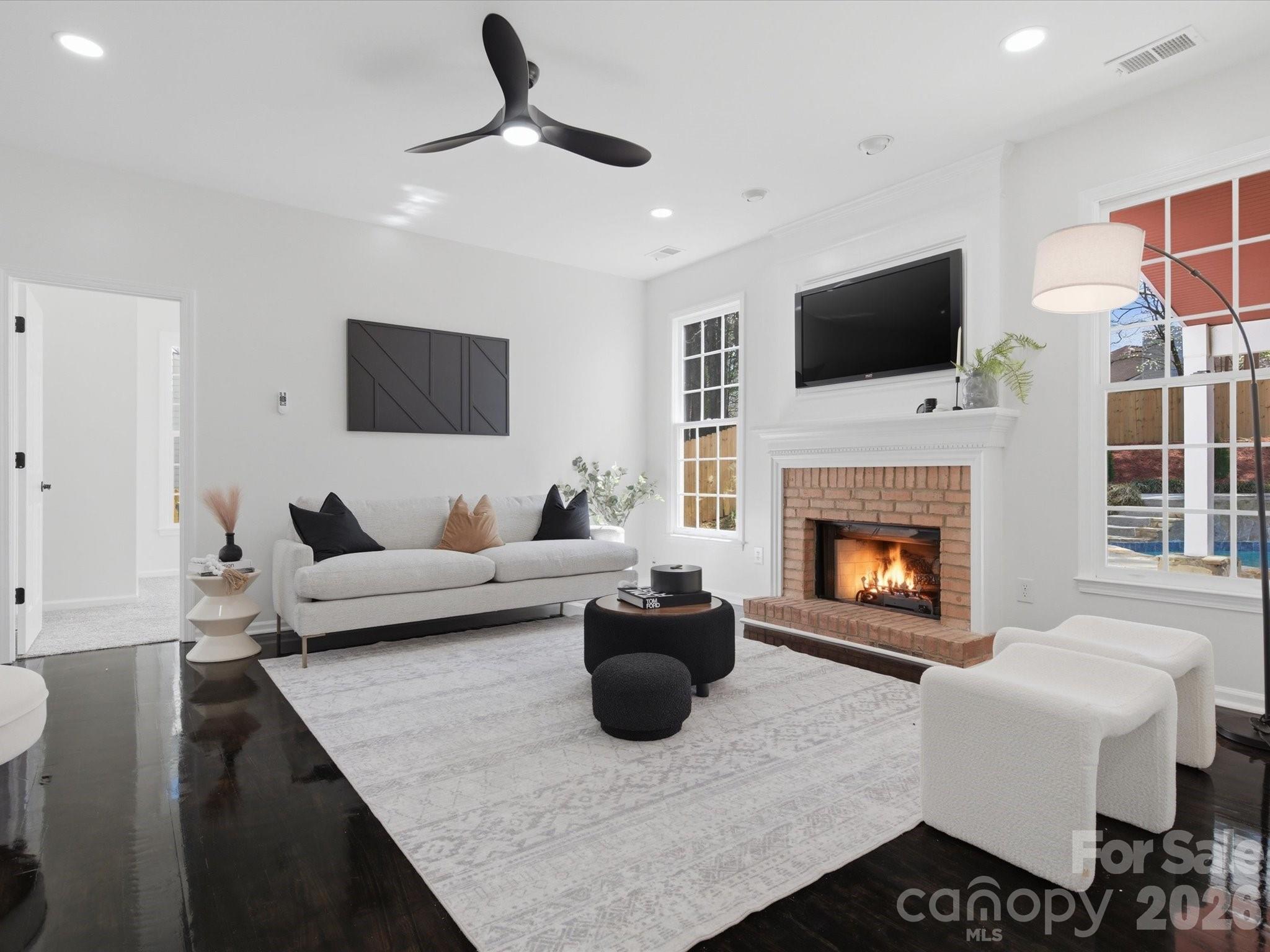 7702 Harrington Woods Road