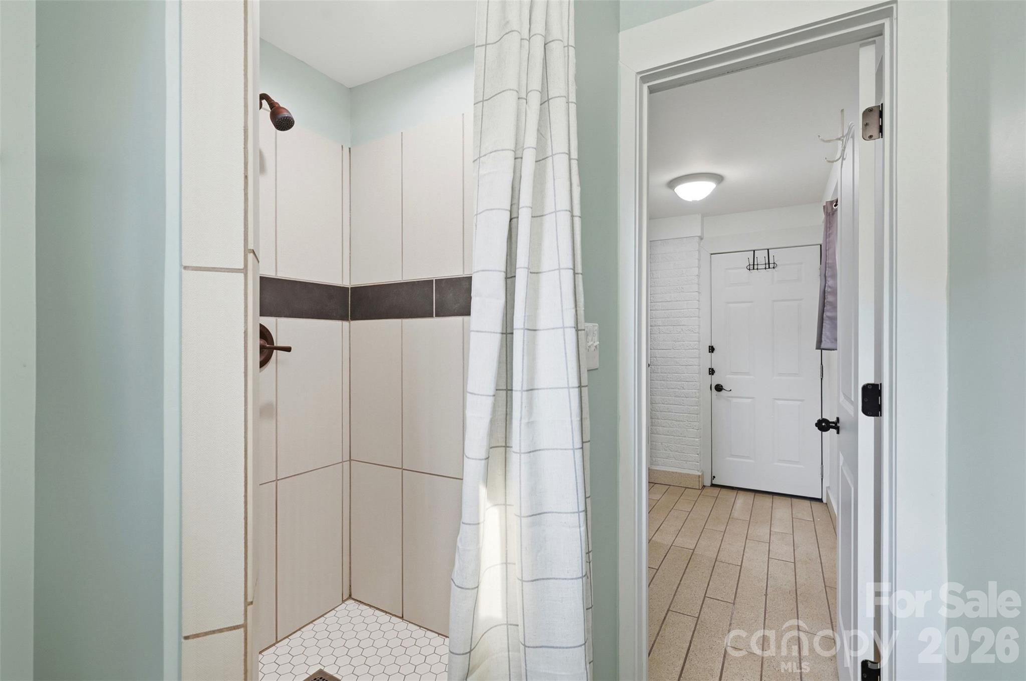 1642 Washington Avenue