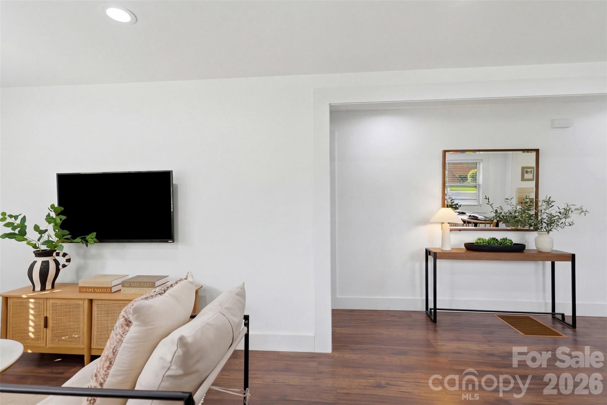 1642 Washington Avenue