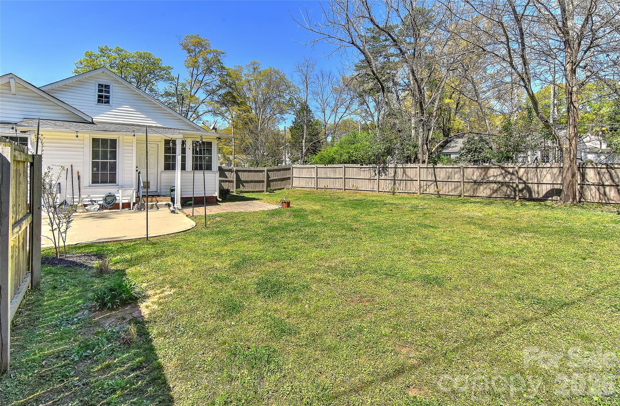 704 S Chester Street