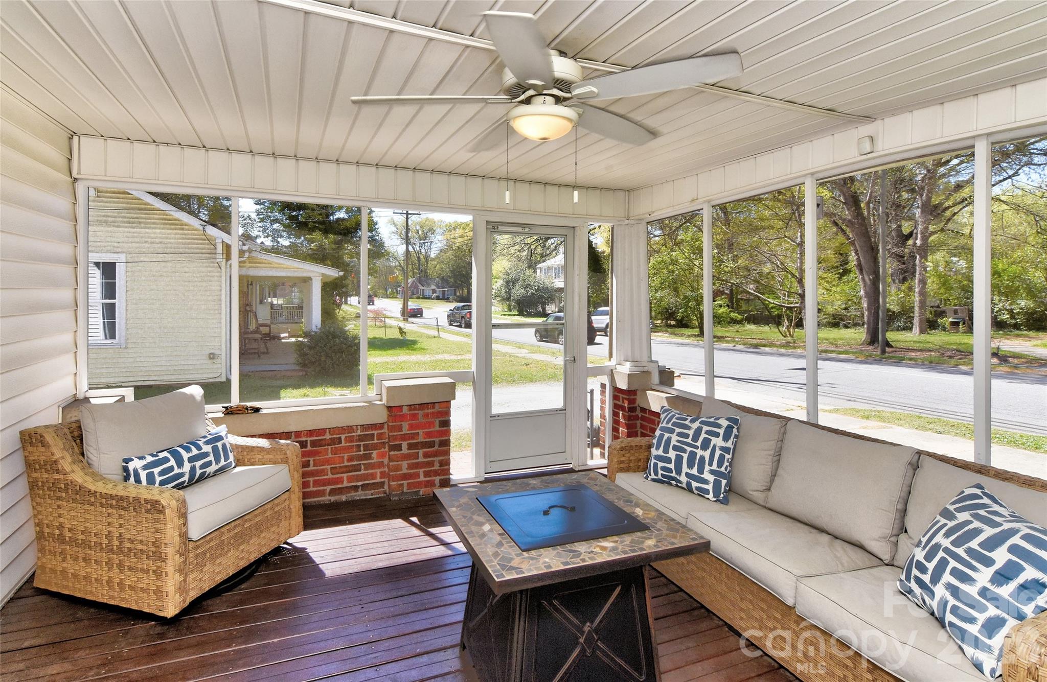 704 S Chester Street