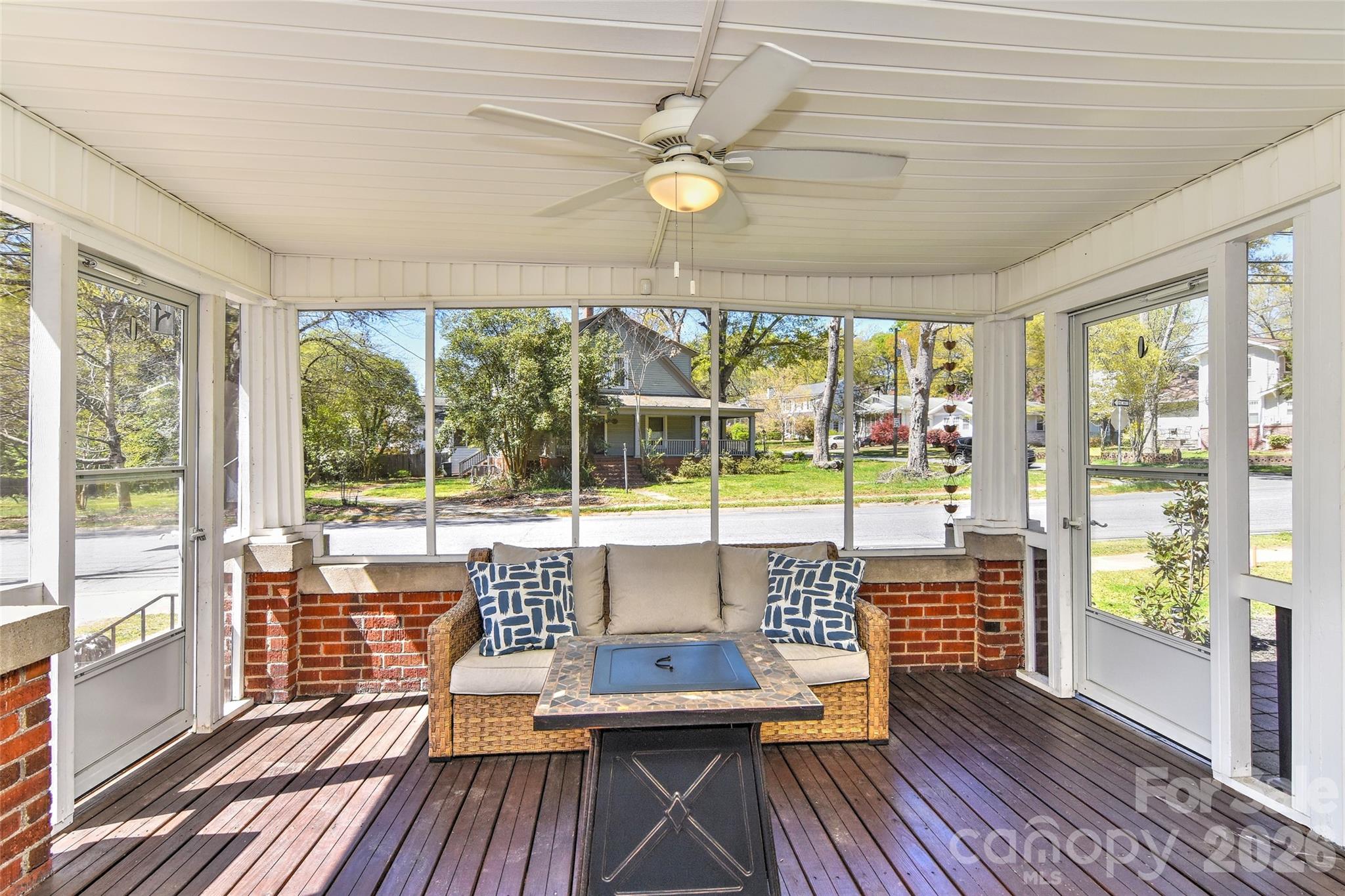 704 S Chester Street