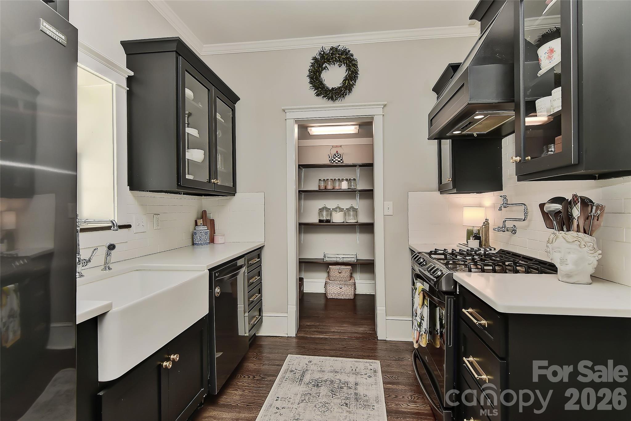 704 S Chester Street