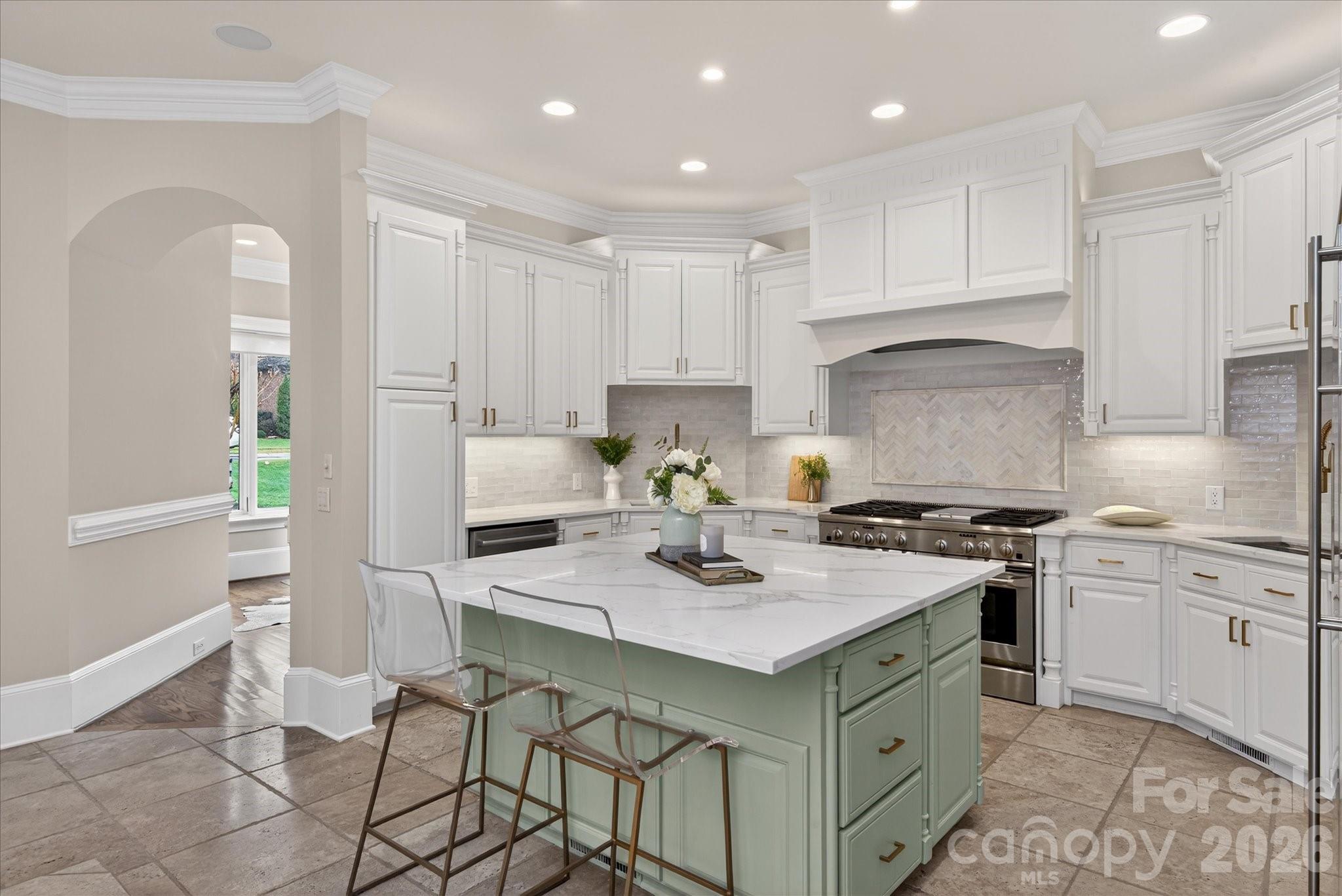 813 Beauhaven Lane
