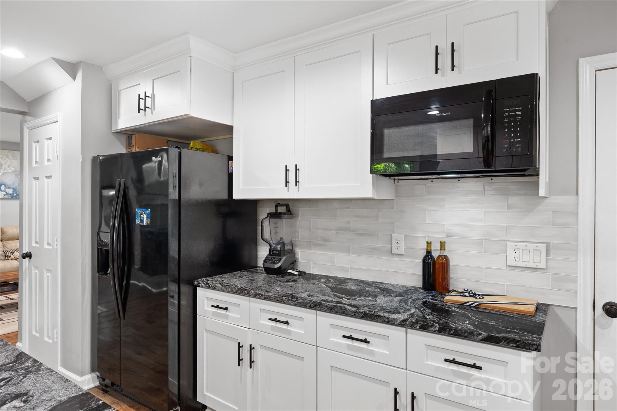 2006 Killarney Place